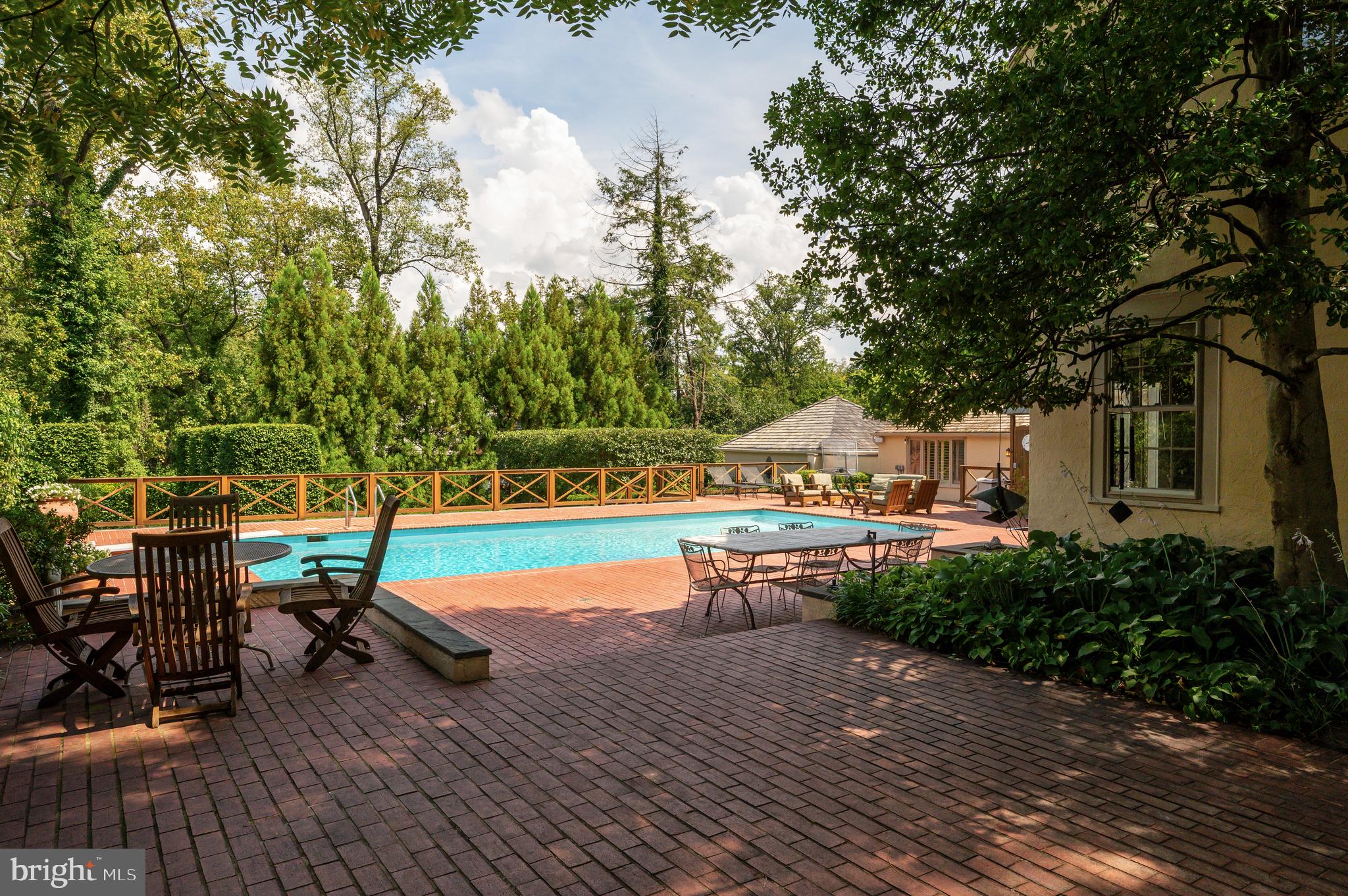 WESLEY HEIGHTS - Residential