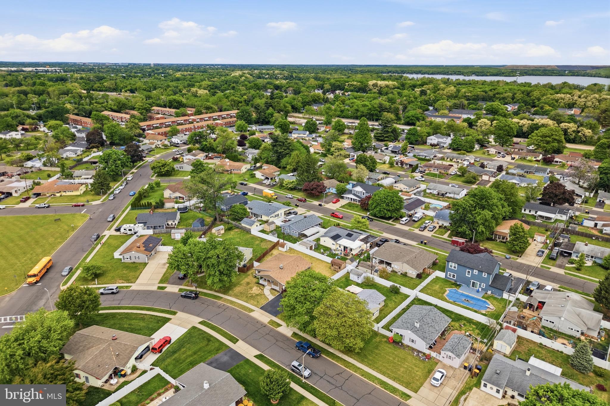 LEVITTOWN - Residential