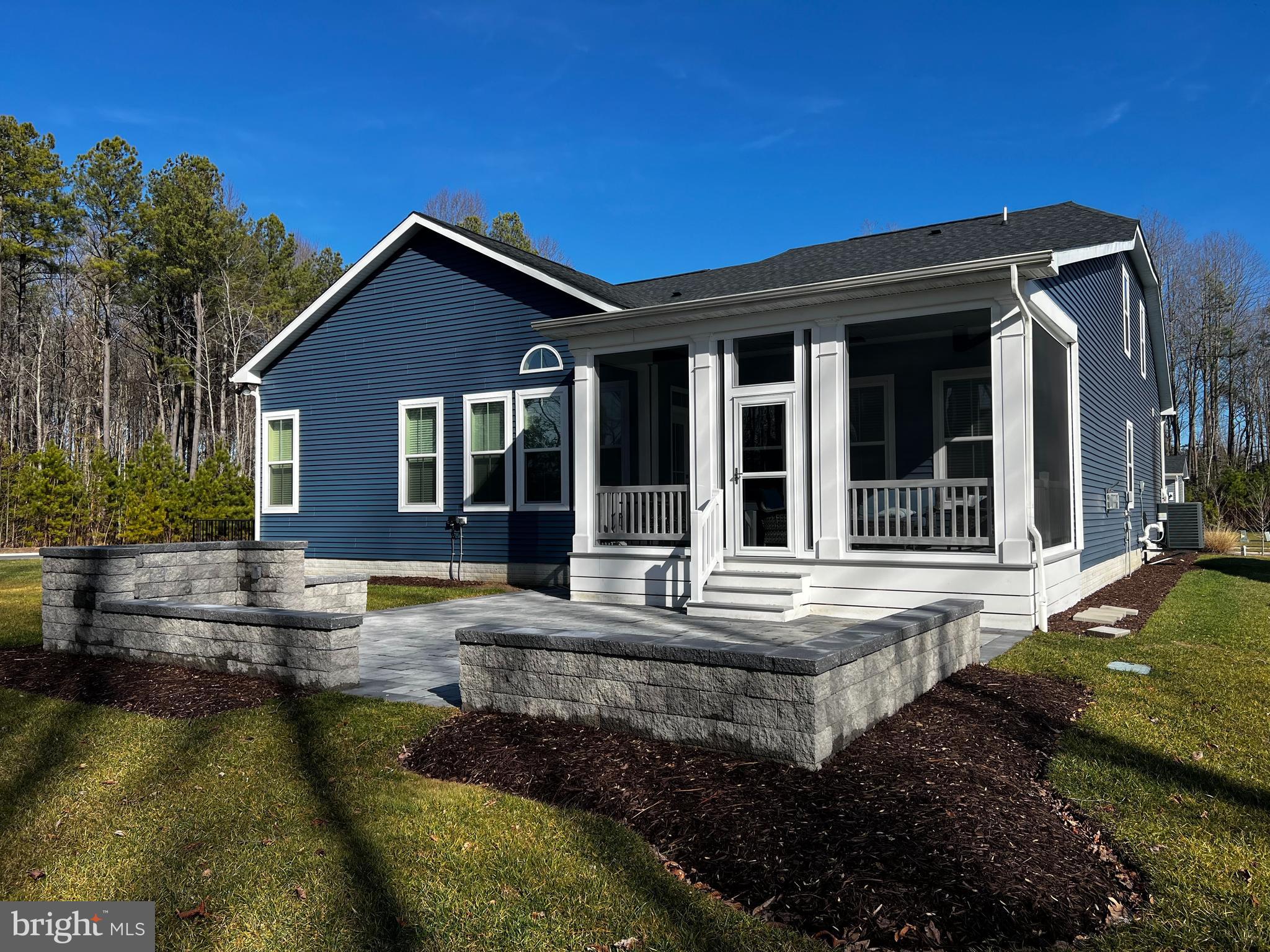 COASTAL CLUB - Residential