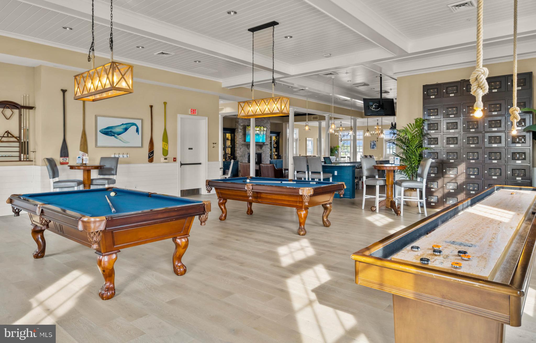 COASTAL CLUB - Residential