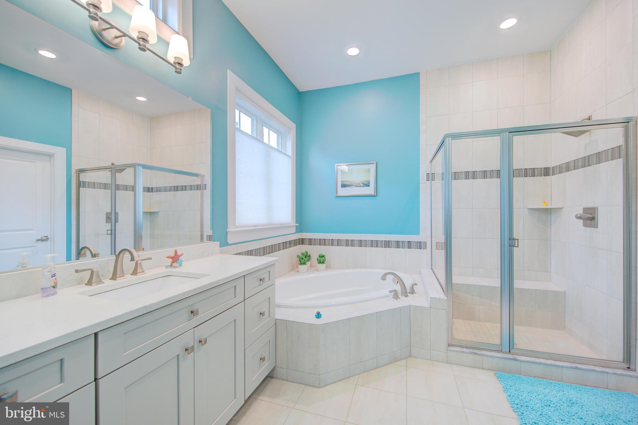 COASTAL CLUB - Residential