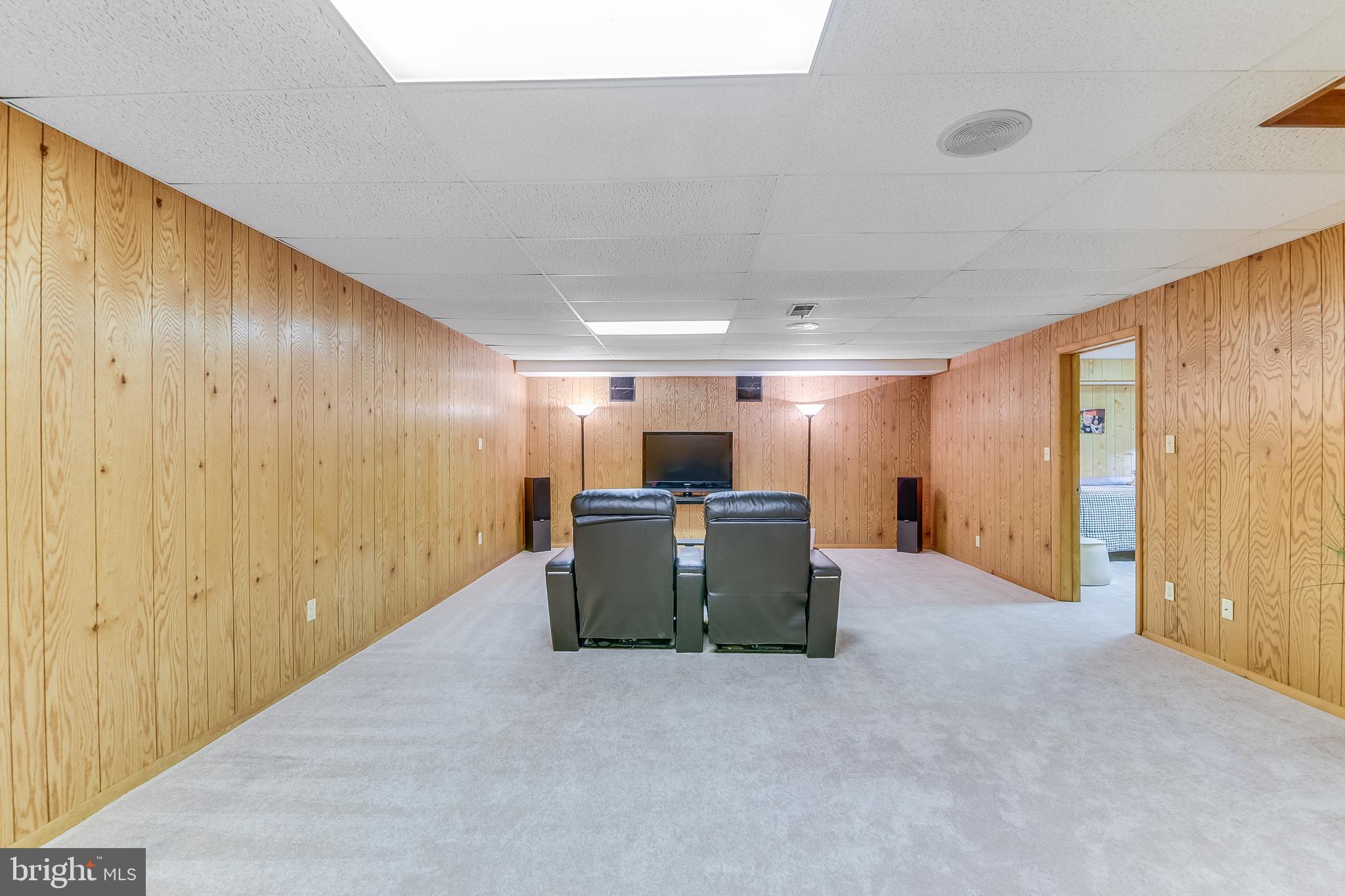 LONG POINT ON THE SEVERN - Residential