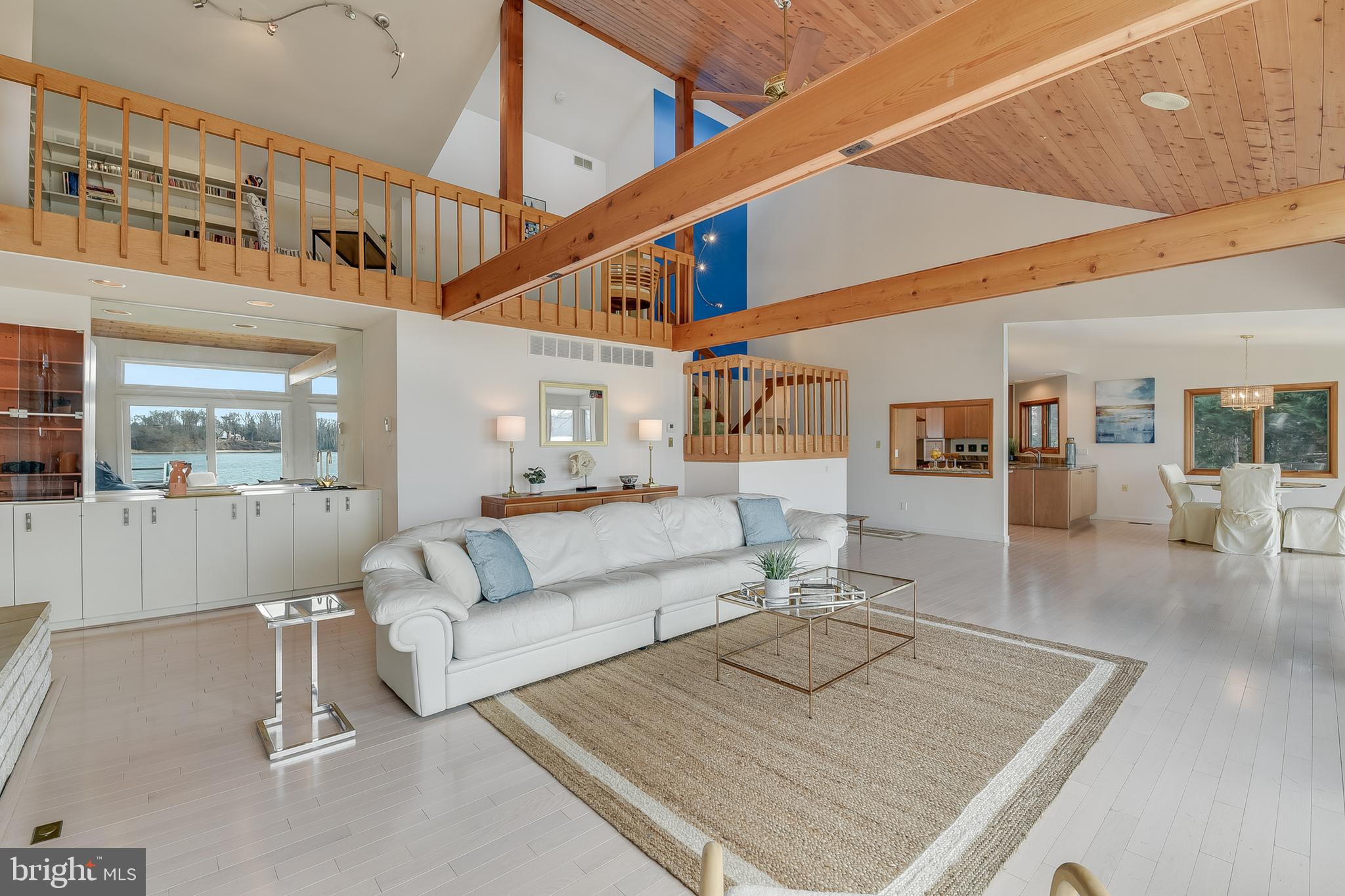 LONG POINT ON THE SEVERN - Residential