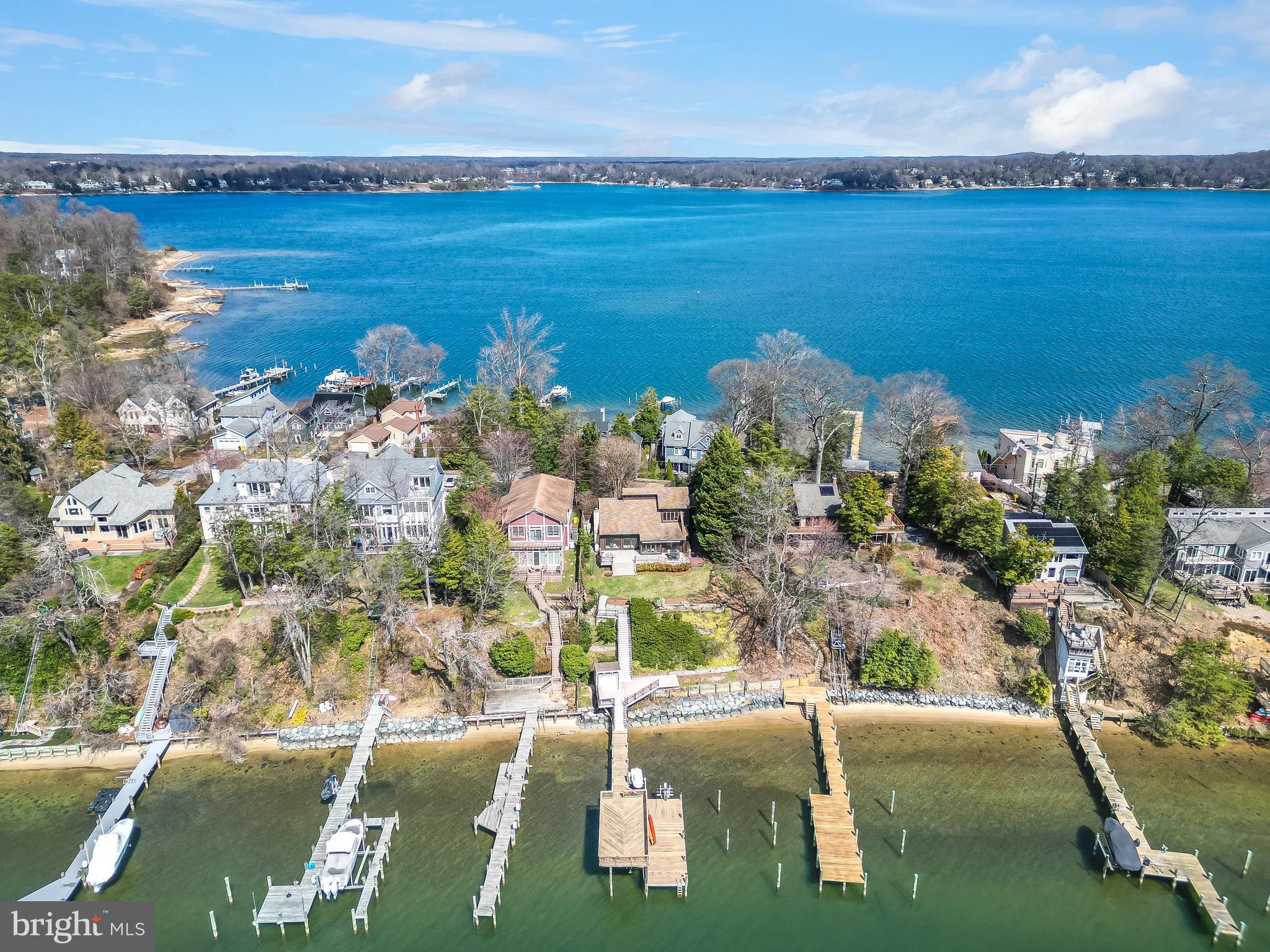 LONG POINT ON THE SEVERN - Residential