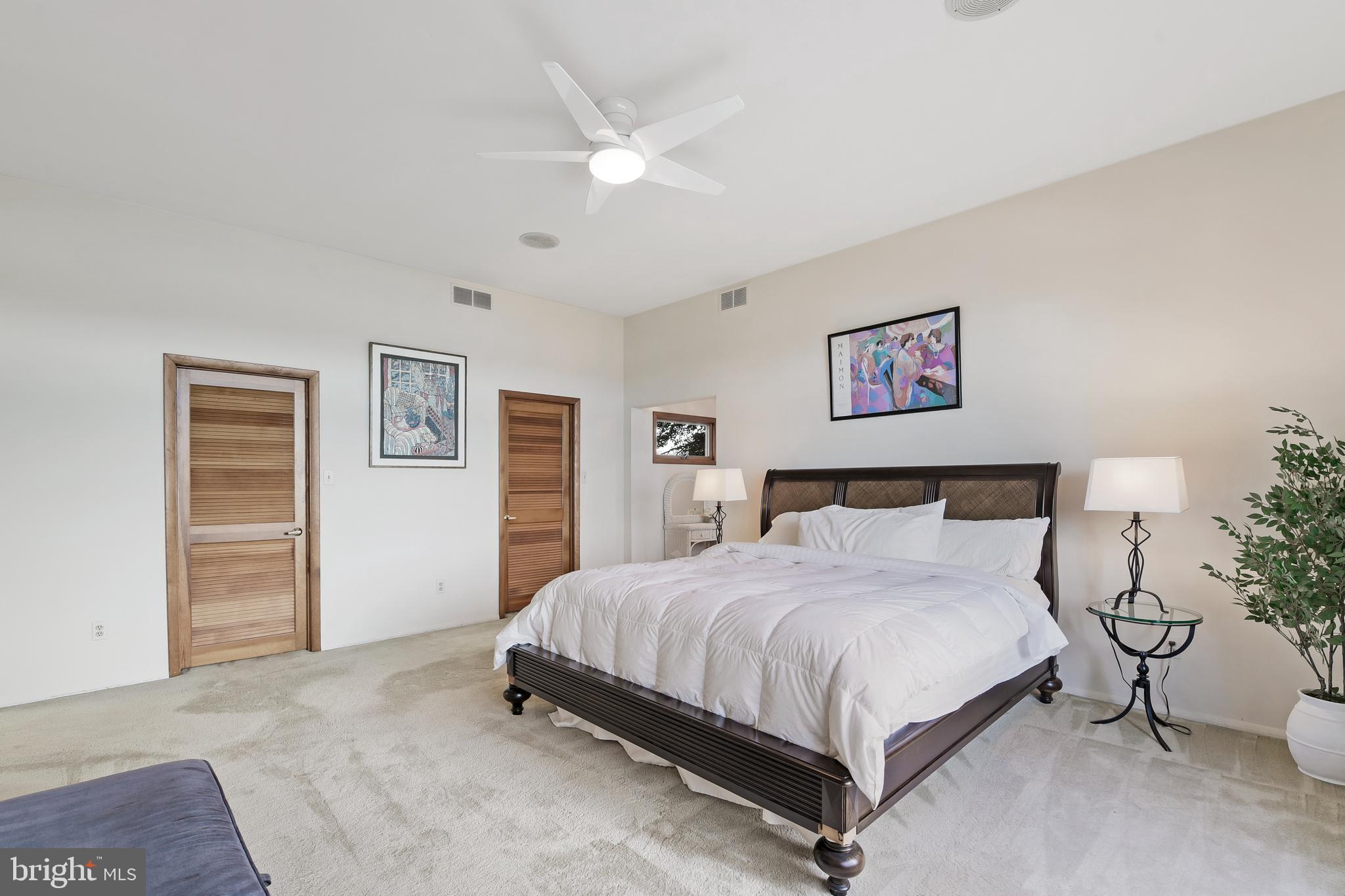 LONG POINT ON THE SEVERN - Residential