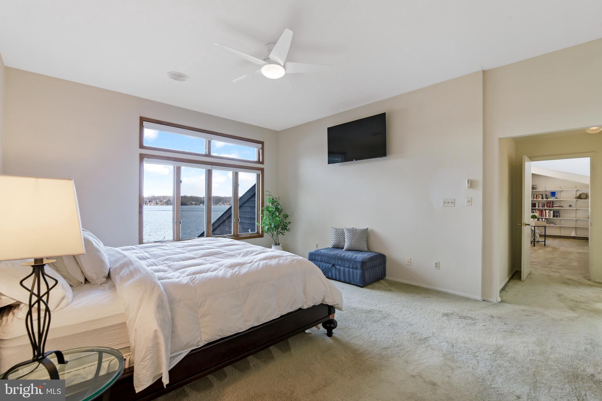 LONG POINT ON THE SEVERN - Residential