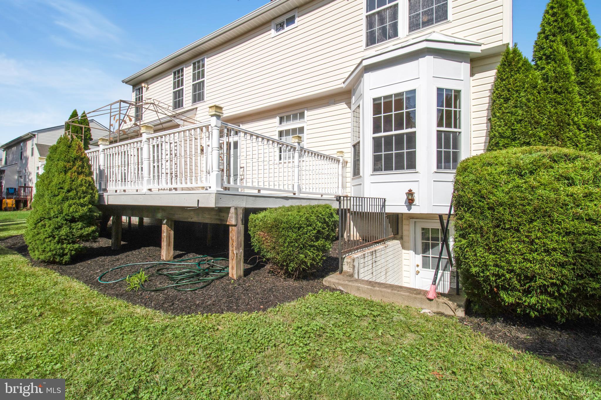 LOGANS RUN - Residential