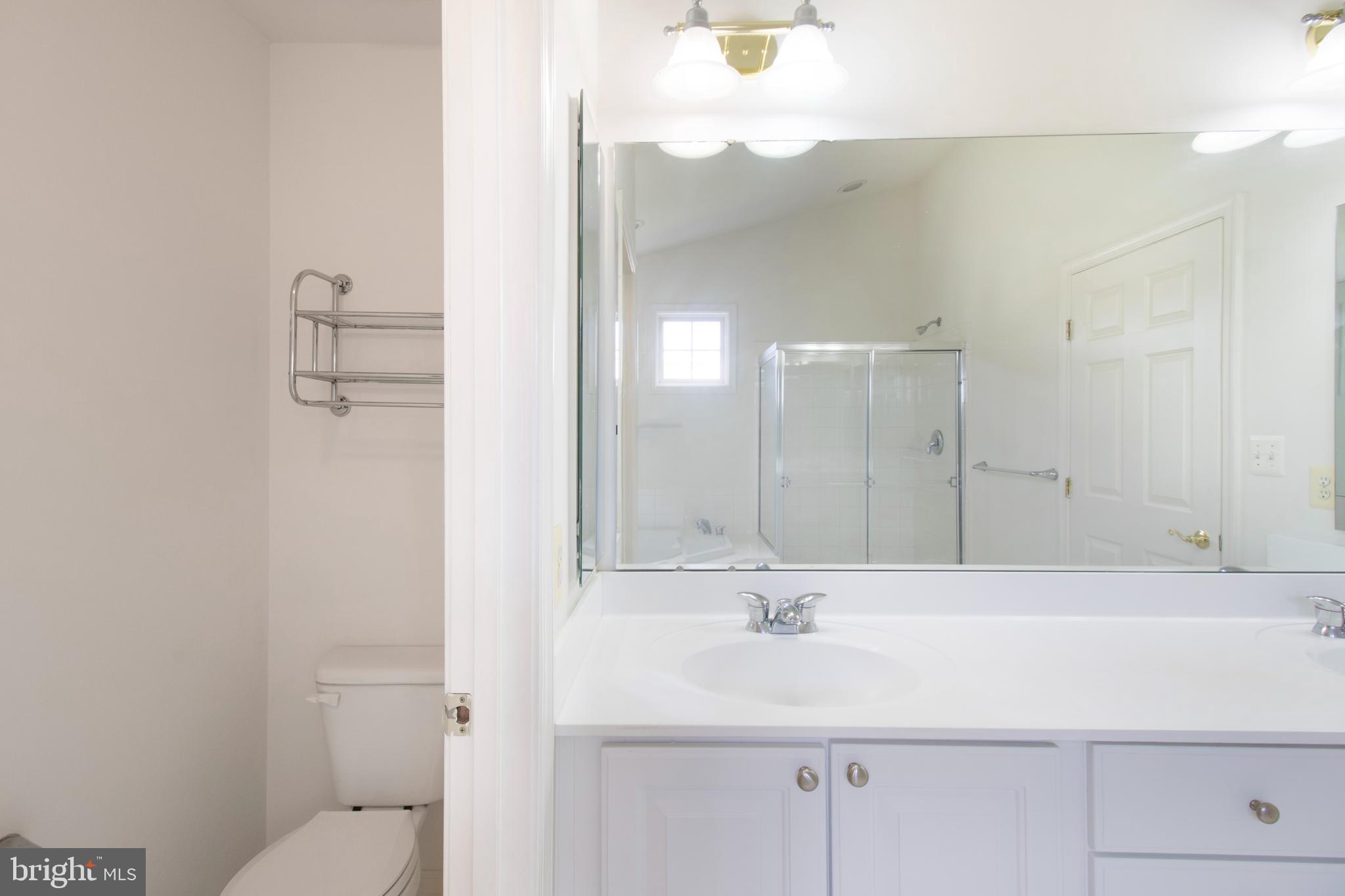 LOGANS RUN - Residential