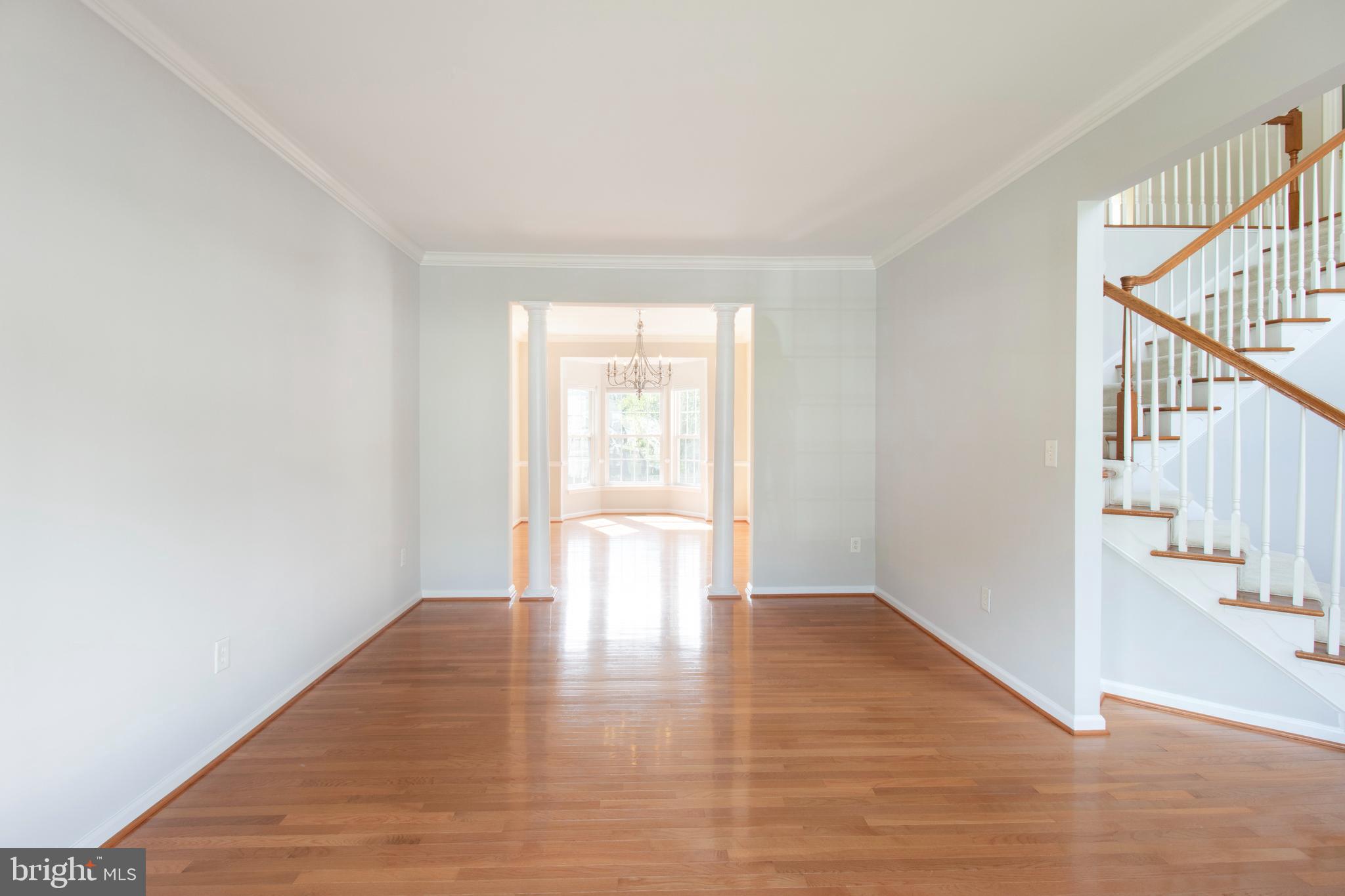 LOGANS RUN - Residential