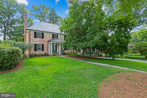 Photo of 3273 Worthington Street NW, WASHINGTON, DC 20015 (MLS # DCDC2260190)