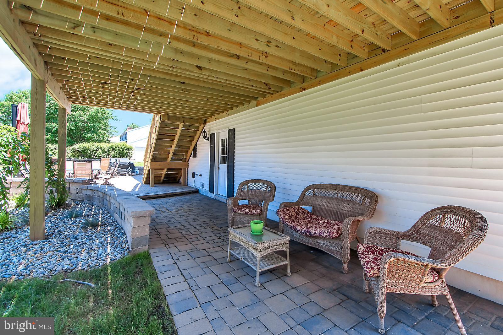 OUTDOOR COUNTRY CLUB - Residential