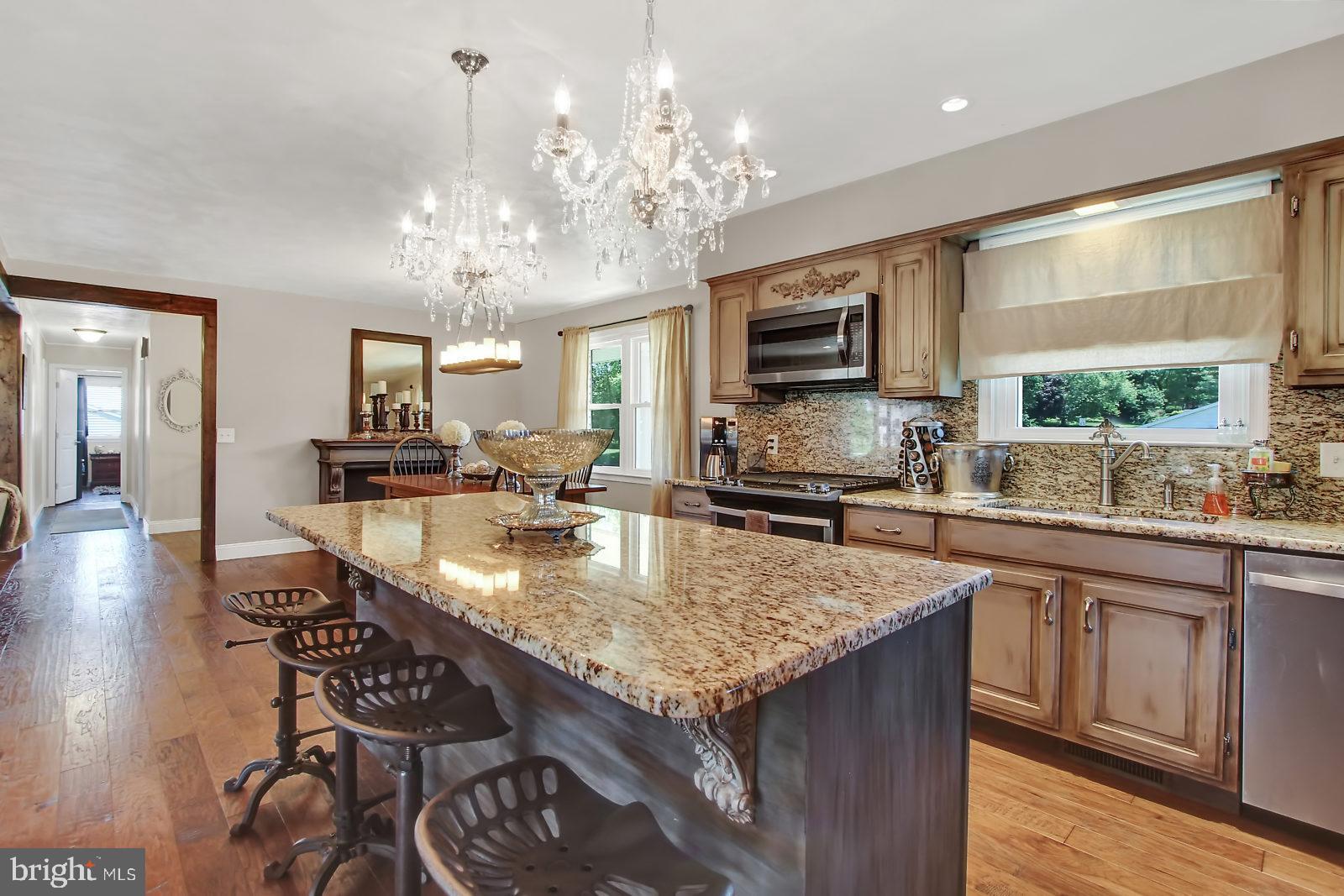 OUTDOOR COUNTRY CLUB - Residential