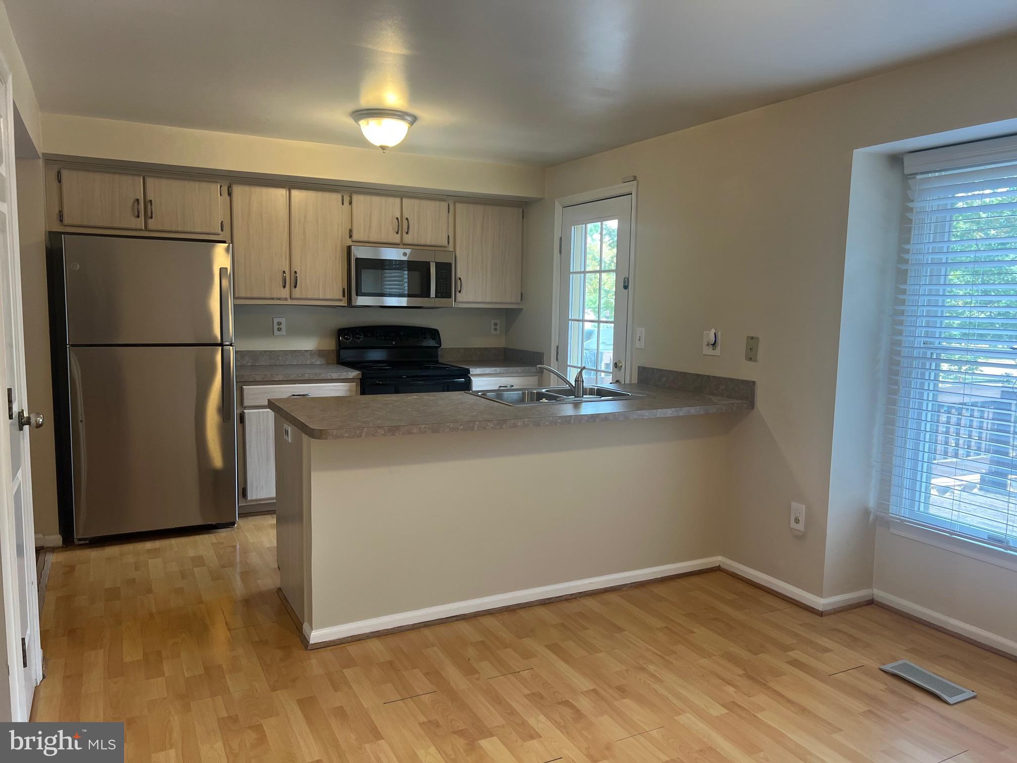 WATERSIDE - Residential Lease