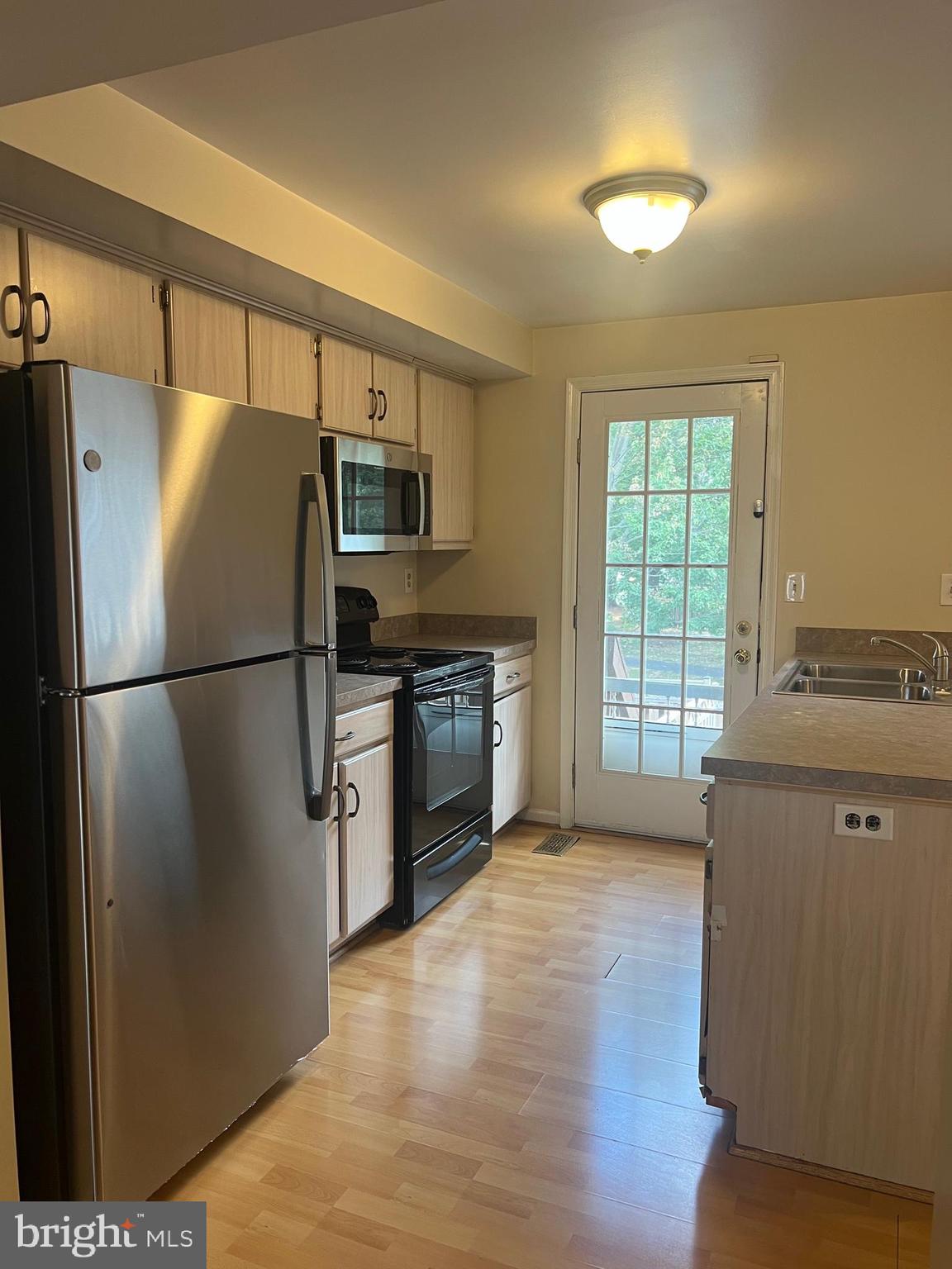 WATERSIDE - Residential Lease