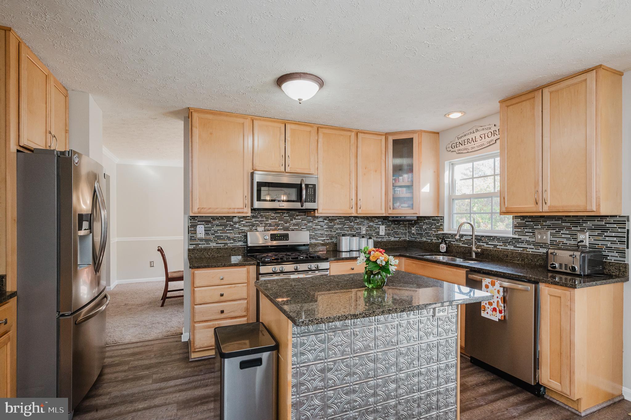 SADDLE RIDGE - Residential