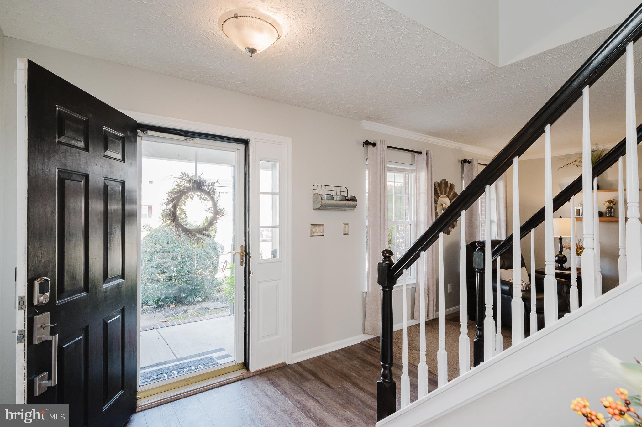 SADDLE RIDGE - Residential