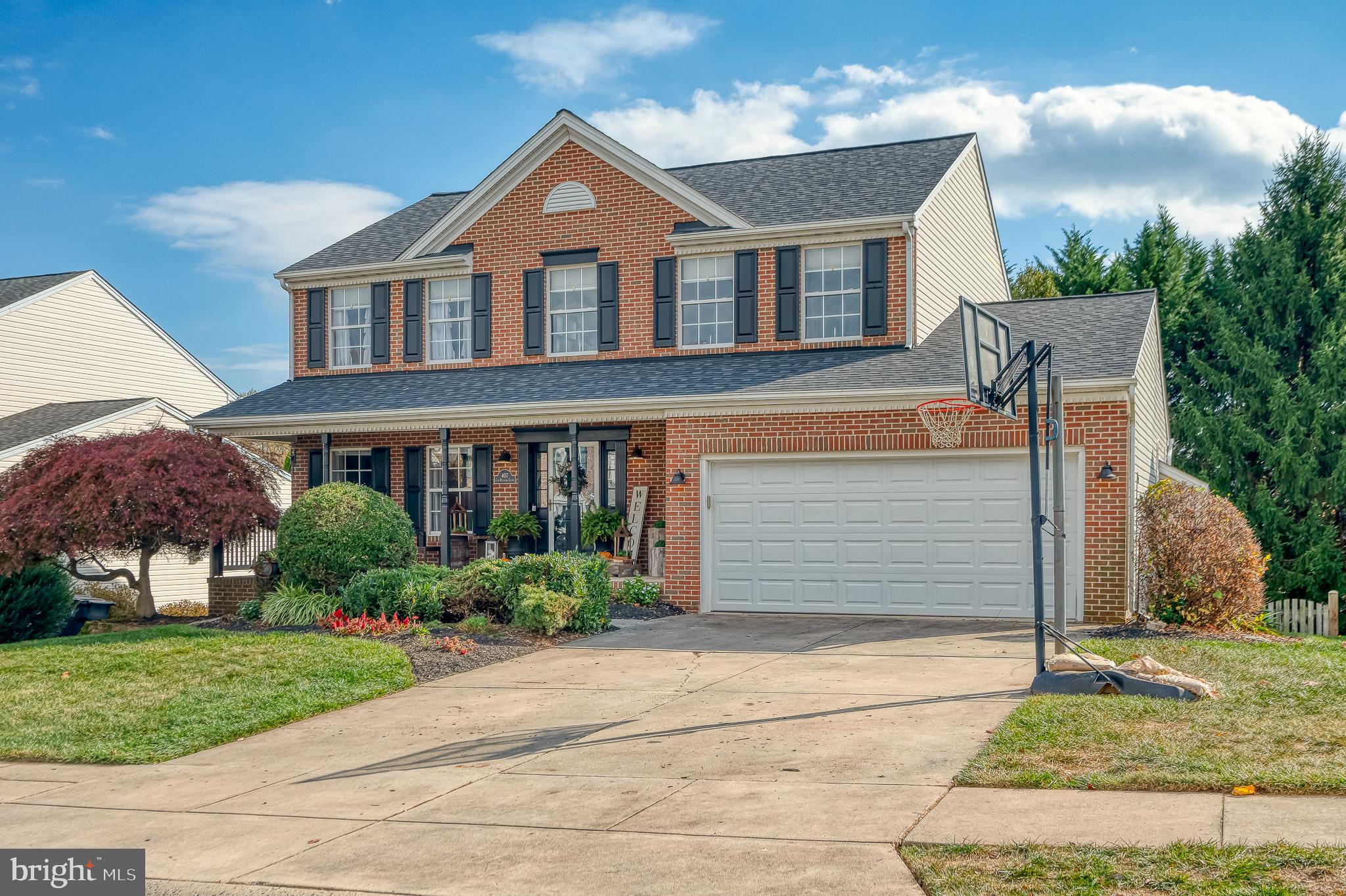 SADDLE RIDGE - Residential