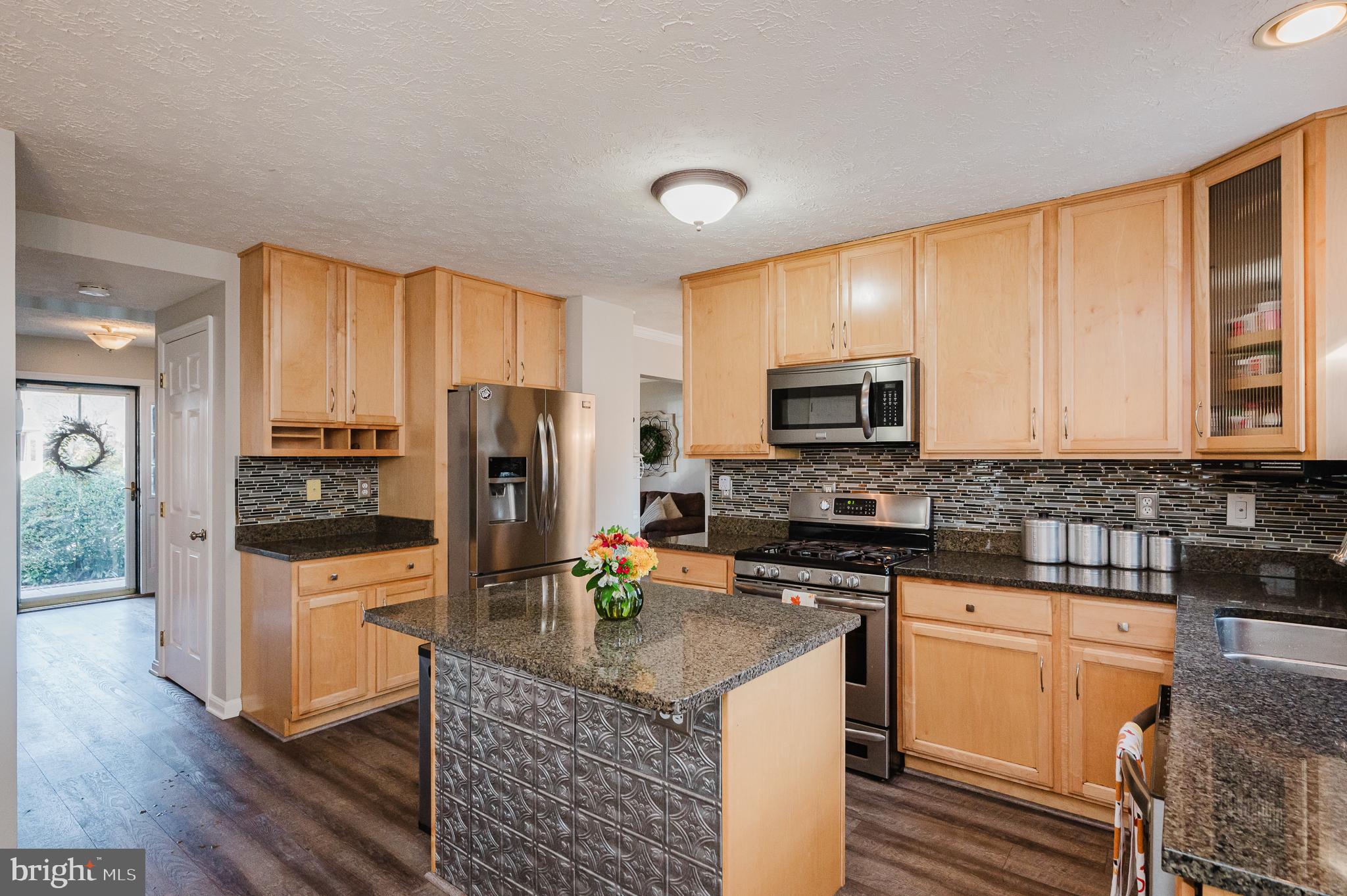 SADDLE RIDGE - Residential