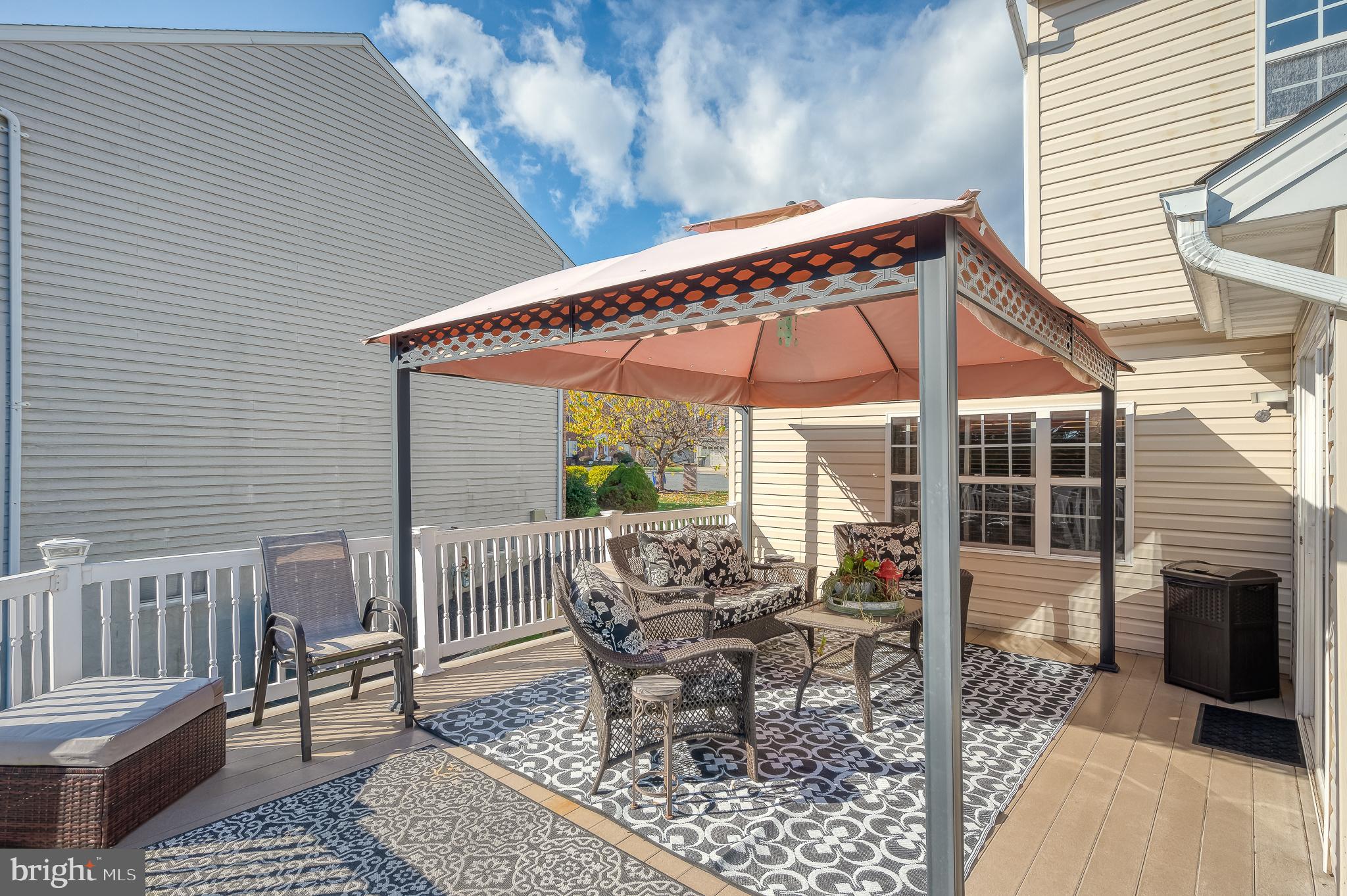 SADDLE RIDGE - Residential