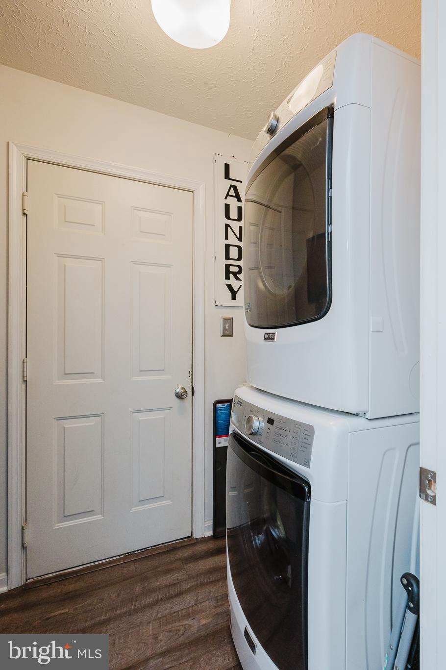 SADDLE RIDGE - Residential