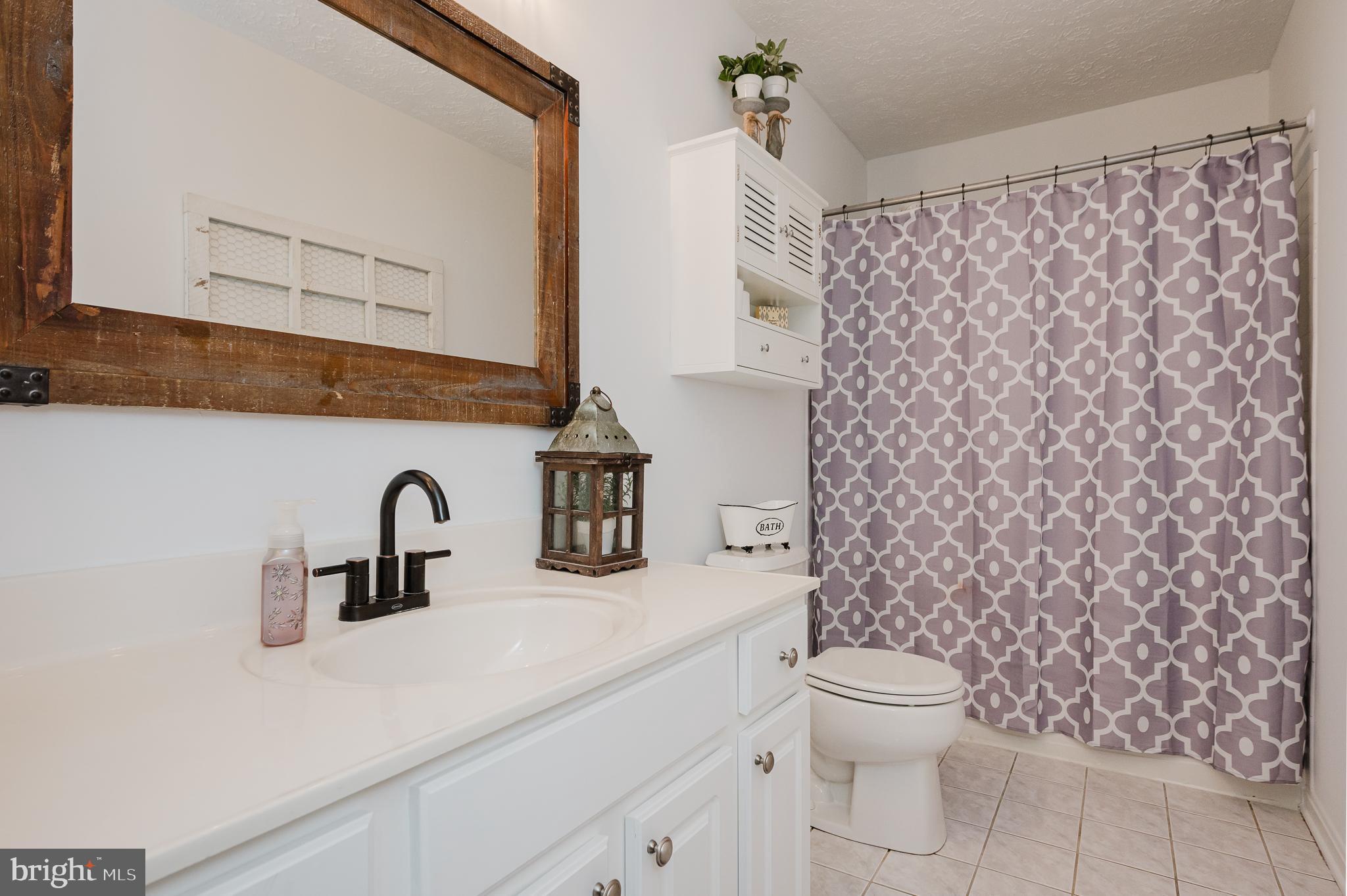 SADDLE RIDGE - Residential