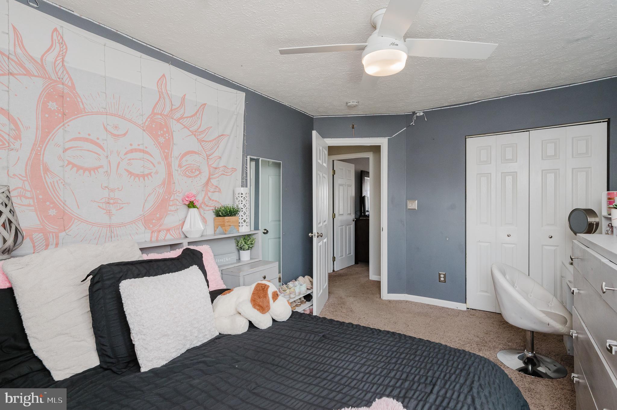 SADDLE RIDGE - Residential