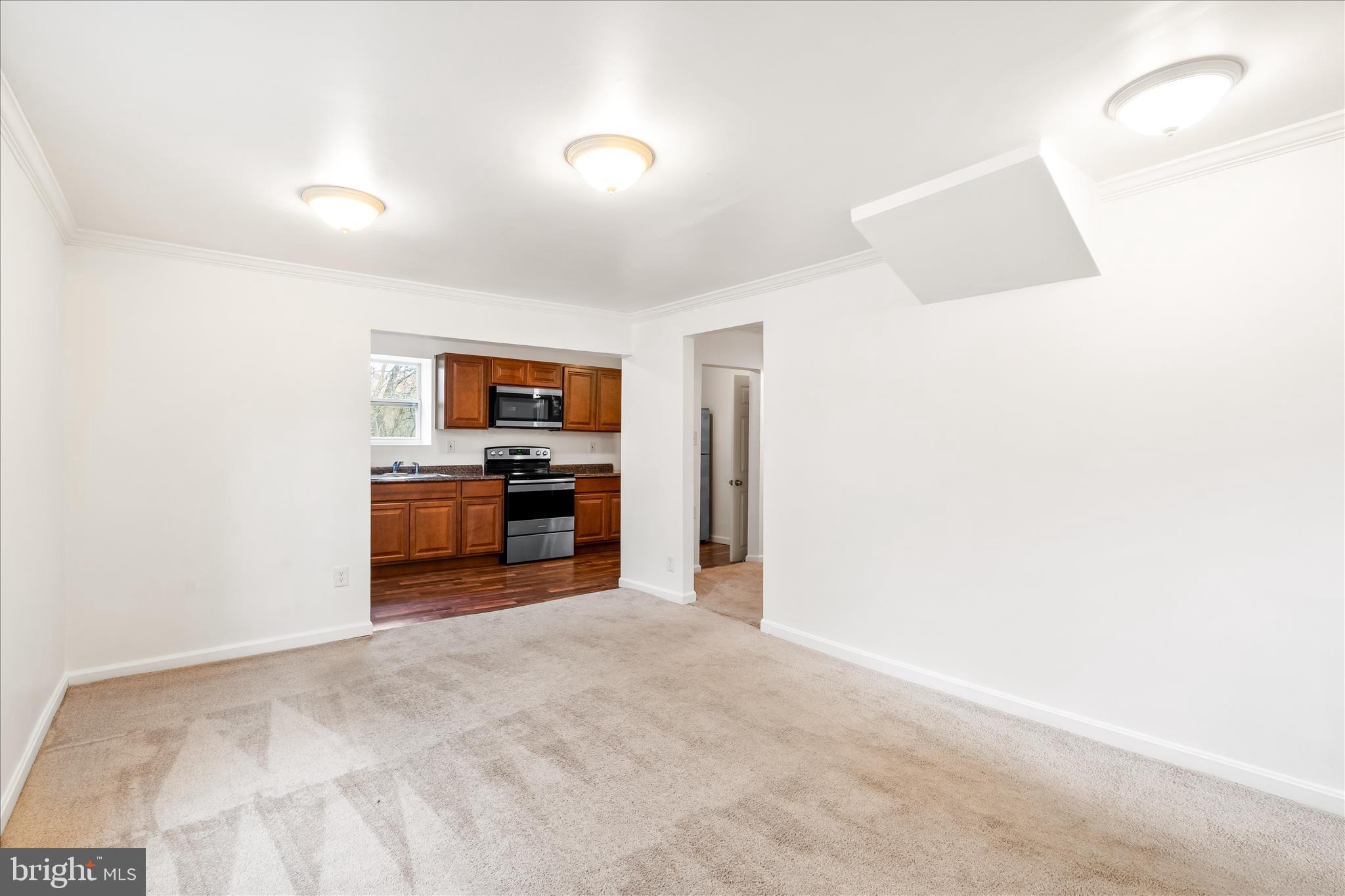 FLAG MARSH HEIGHTS - Residential Lease