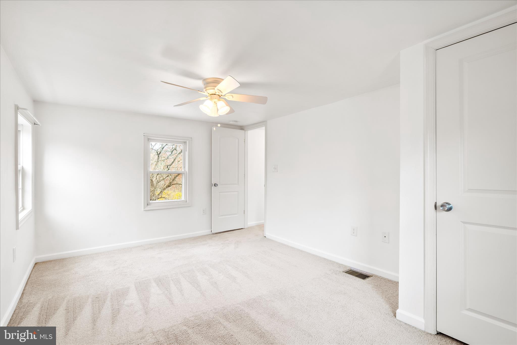 FLAG MARSH HEIGHTS - Residential Lease