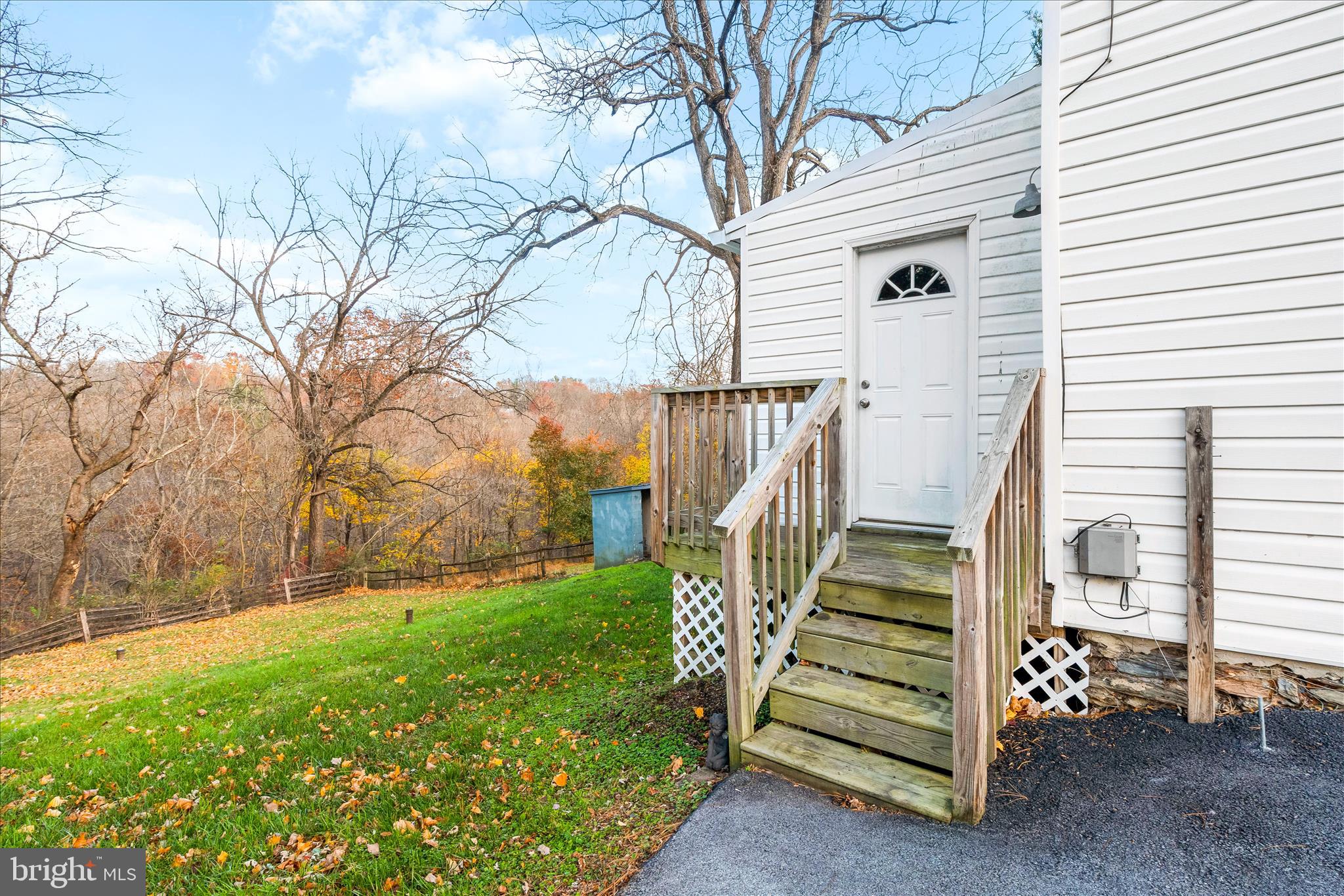 FLAG MARSH HEIGHTS - Residential Lease