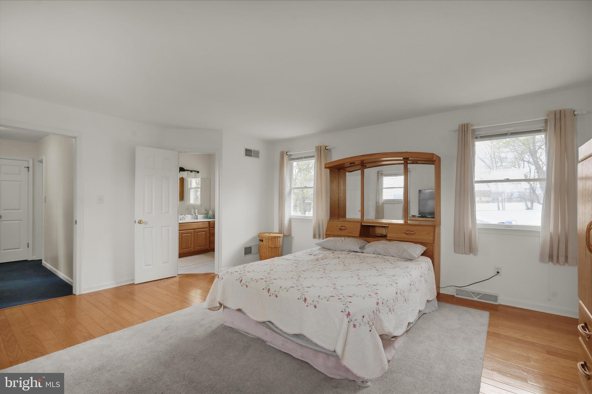 AMITY GARDENS - Residential