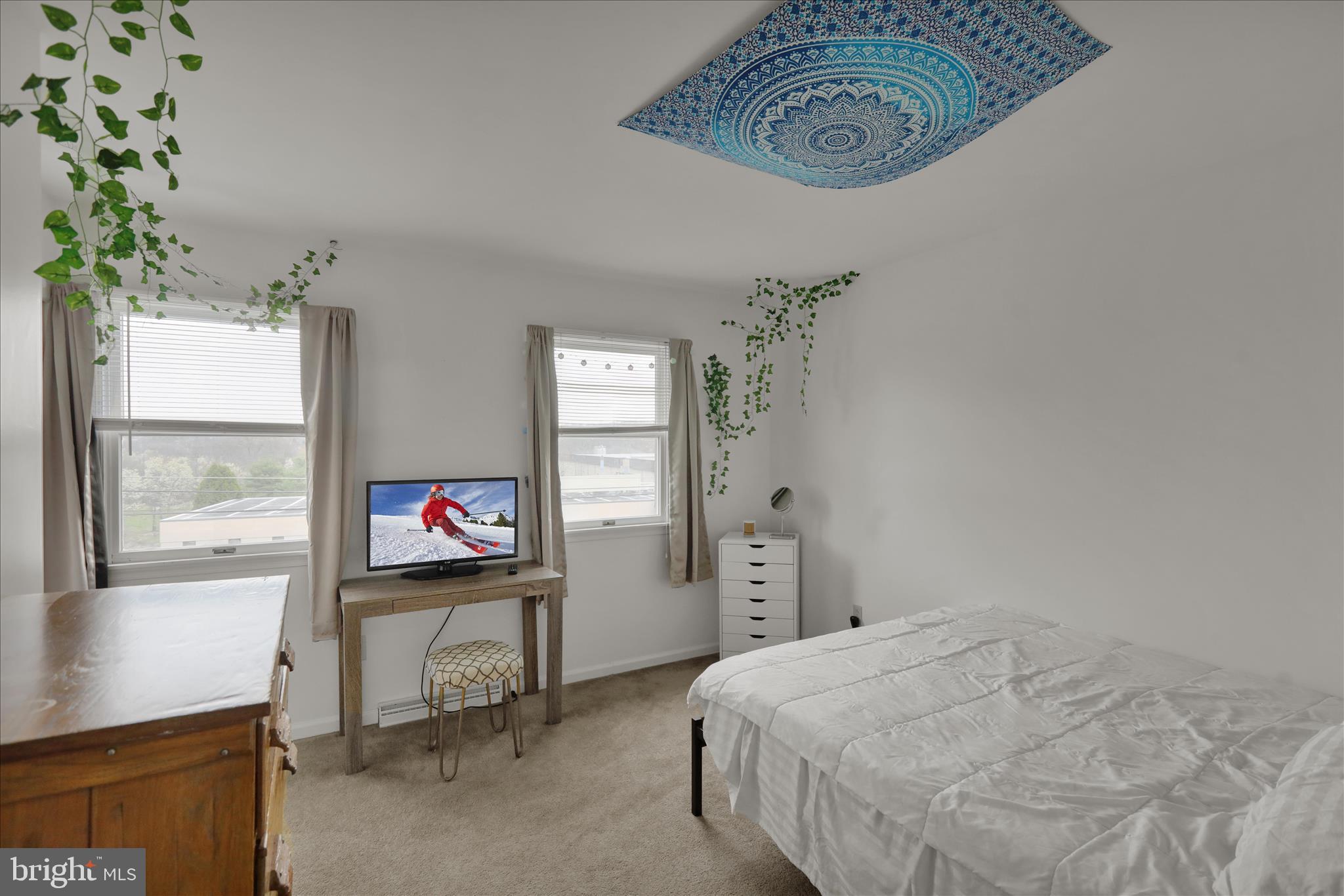 AMITY GARDENS - Residential