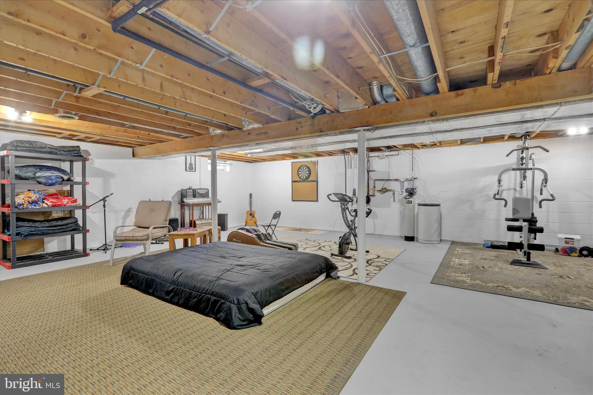 AMITY GARDENS - Residential