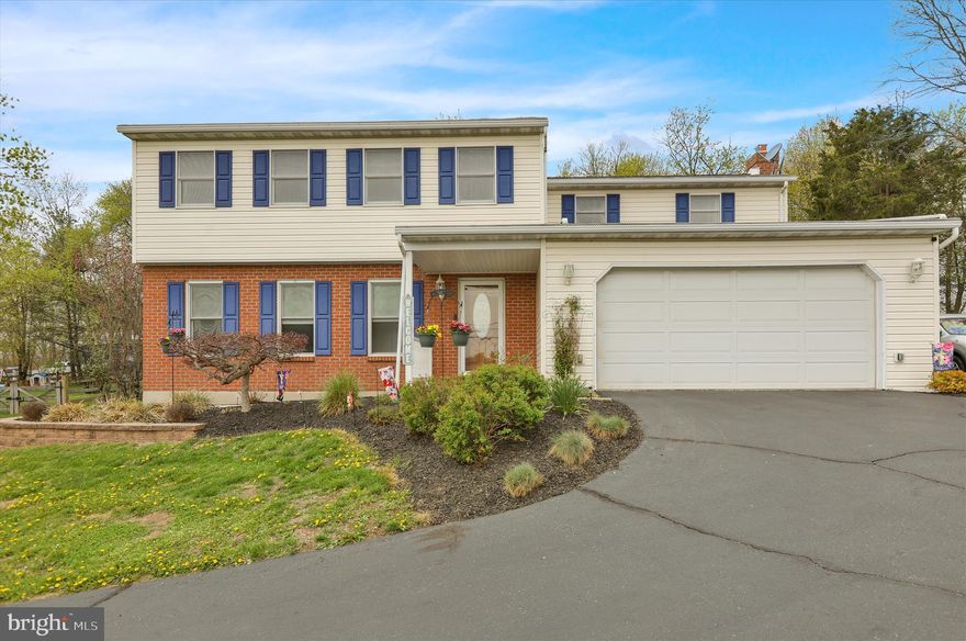 Beautifully maintained 4BR, 2.5BA home in the Daniel Boone School District offering nearly 2,900 sq ft of living space. Features a remodeled kitchen with granite countertops, center island, gas cooking, and large pantry, opening to a cozy family room with gas fireplace. Enjoy the bright four-season sunroom leading to a patio with pergola and privacy curtains—perfect for relaxing or entertaining. Formal living and dining rooms add extra space for hosting.

Upstairs, the spacious primary suite includes dual walk-in closets and a private bath, plus three additional bedrooms and a full hall bath. Large backyard with firepit area, storage shed, and plenty of room to enjoy. Two-car garage and numerous updates, including Anderson windows, newer HVAC, tankless water heater, water filtration system, and gutter guards. Move-in ready and a must-see!