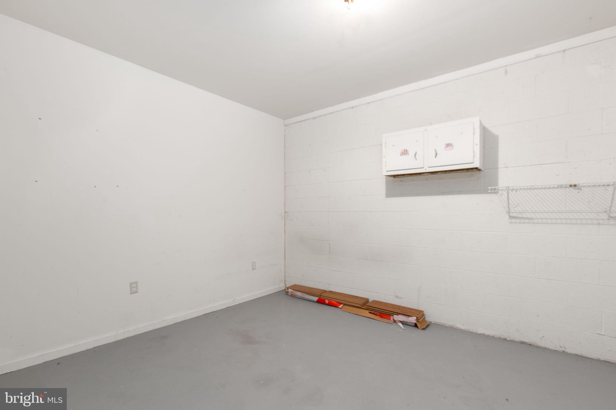 SHEPPERDS GROVE - Residential