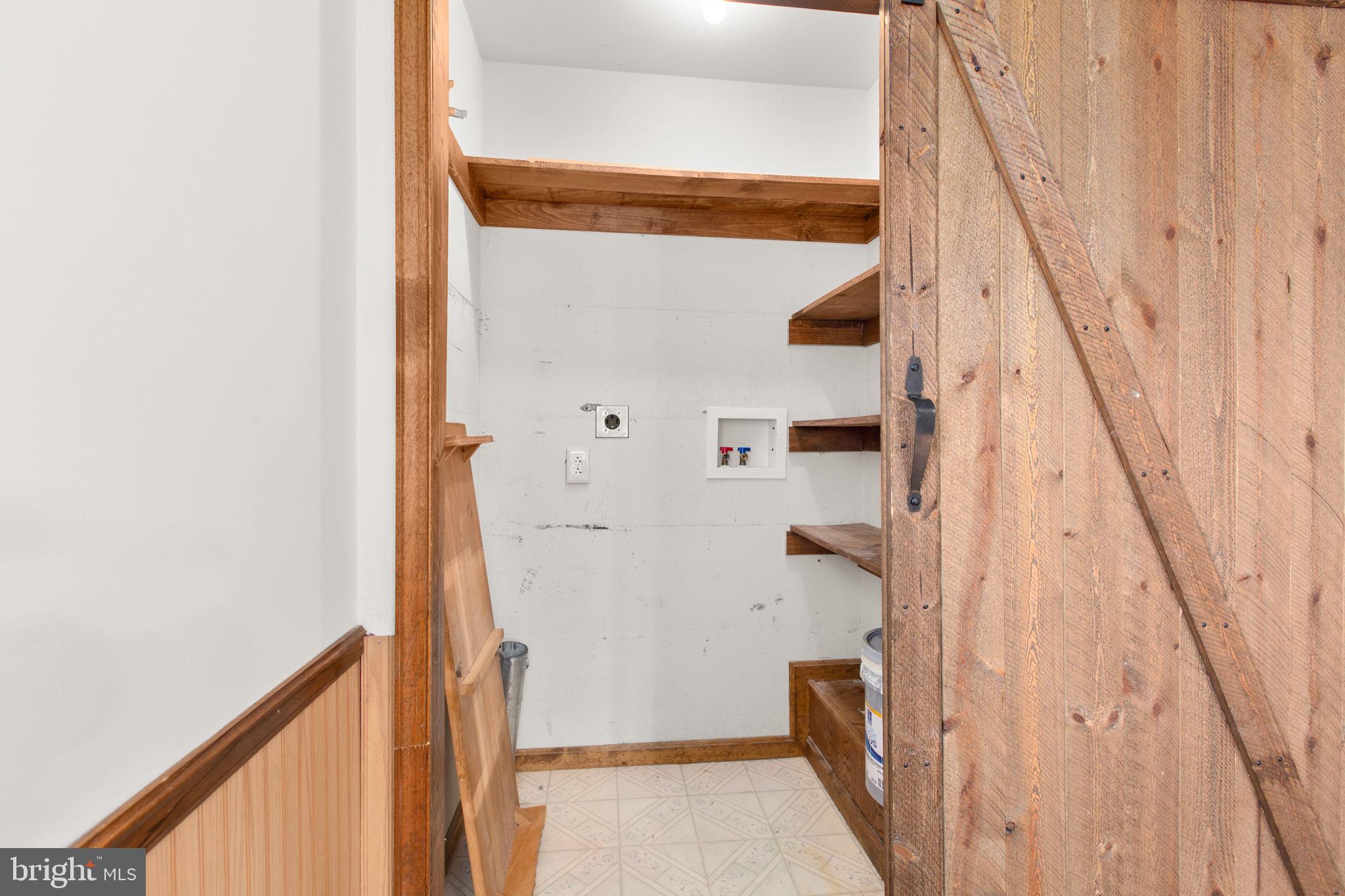 SHEPPERDS GROVE - Residential