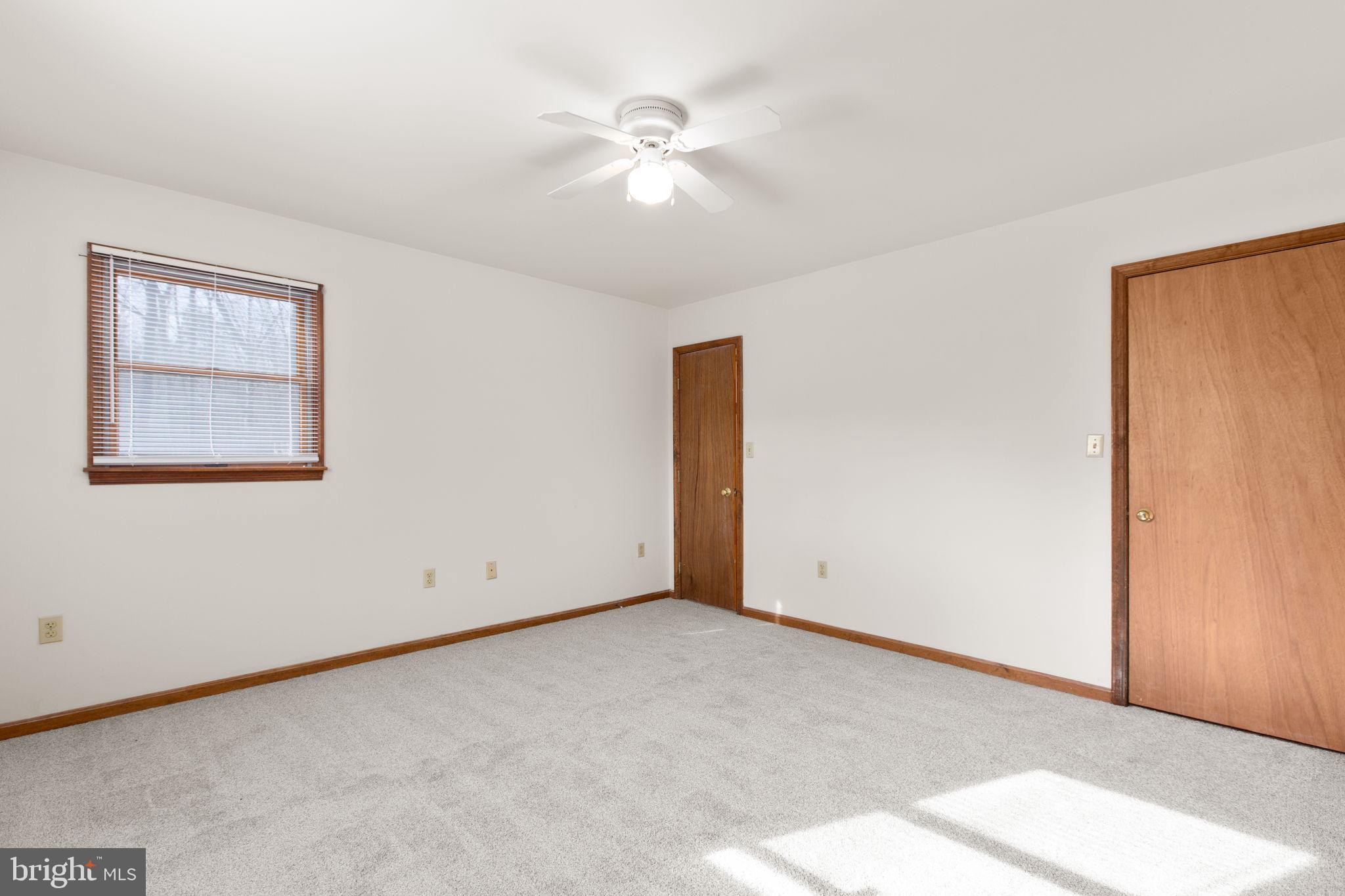 SHEPPERDS GROVE - Residential