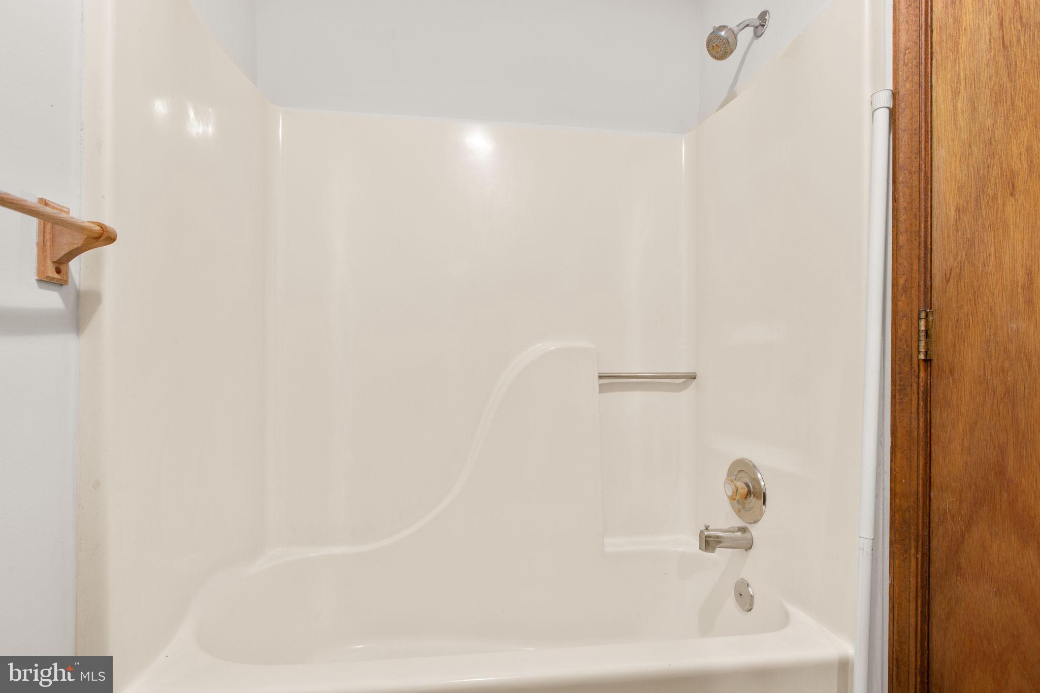 SHEPPERDS GROVE - Residential