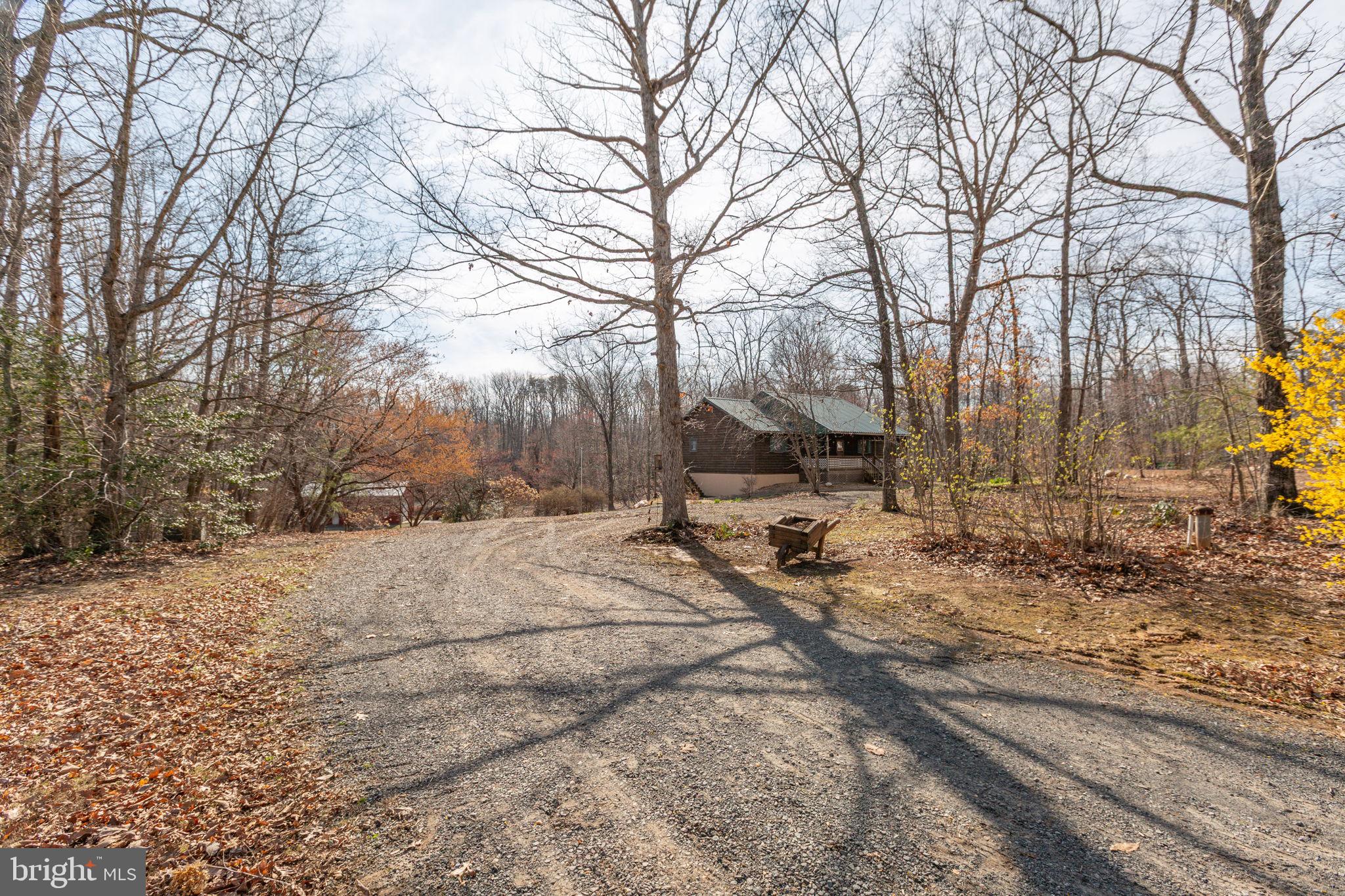 SHEPPERDS GROVE - Residential