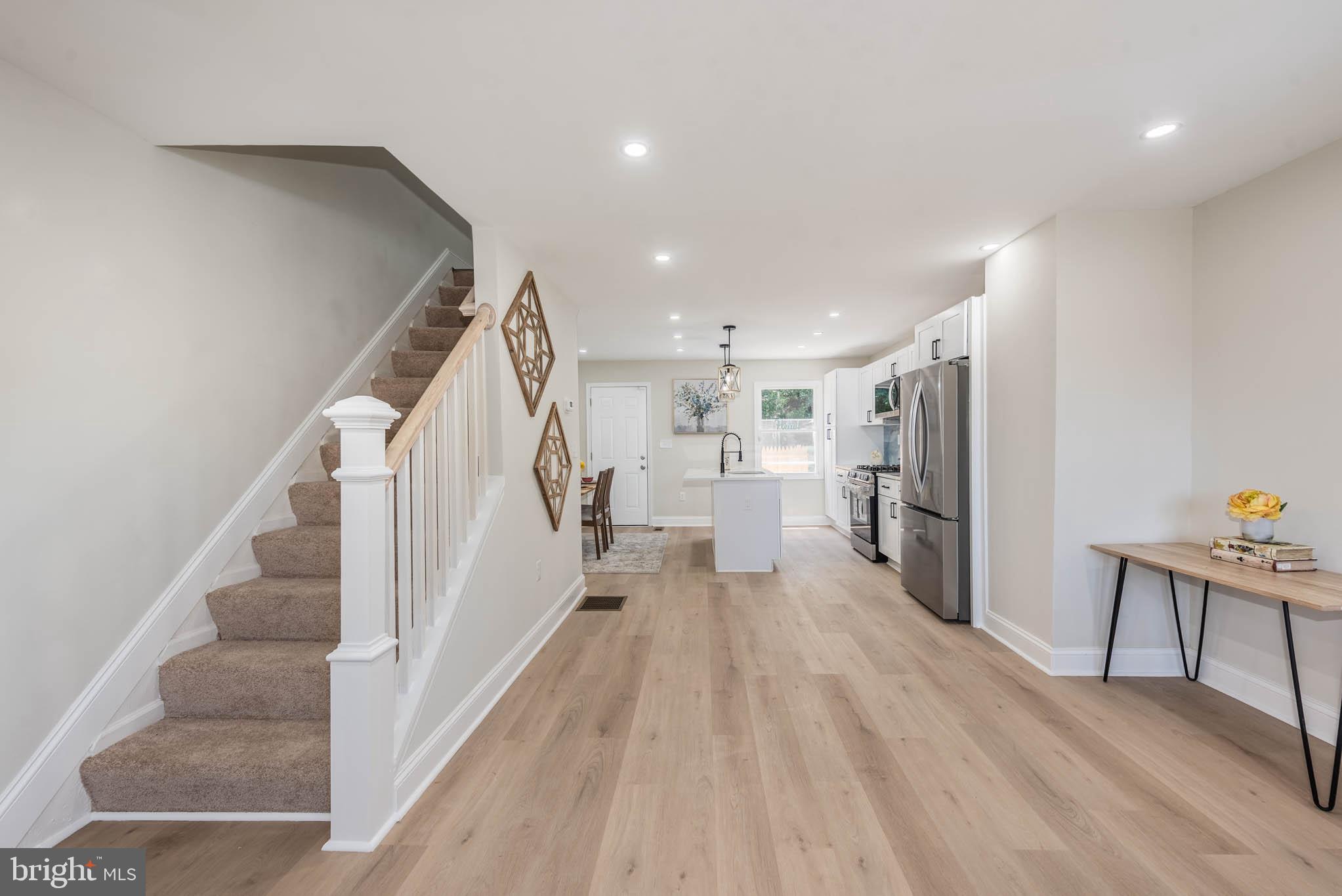 1423 LOCUST STREET