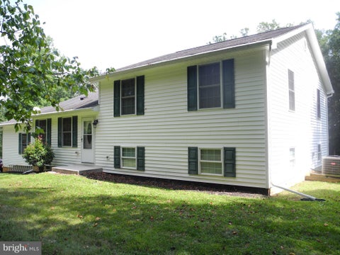 Photo of 15844 Halleman Lane, SHARPSBURG, MD 21782 (MLS # MDWA2039708)