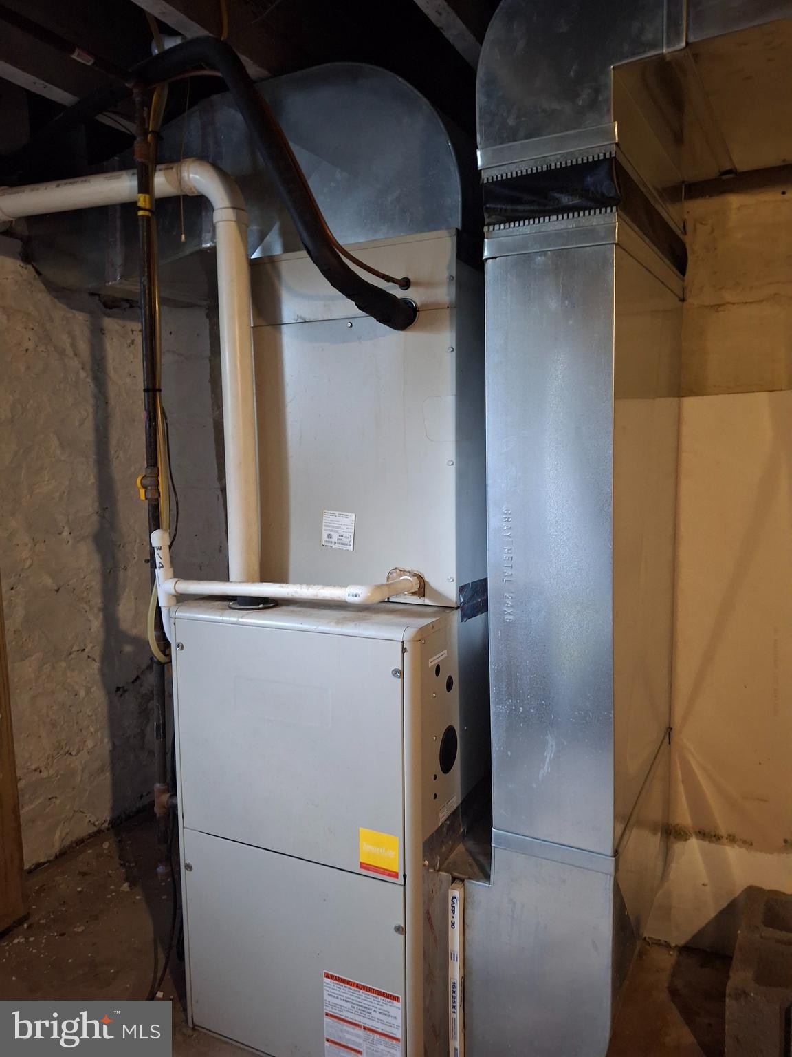 LAURAVILLE HISTORIC DISTRICT - Residential