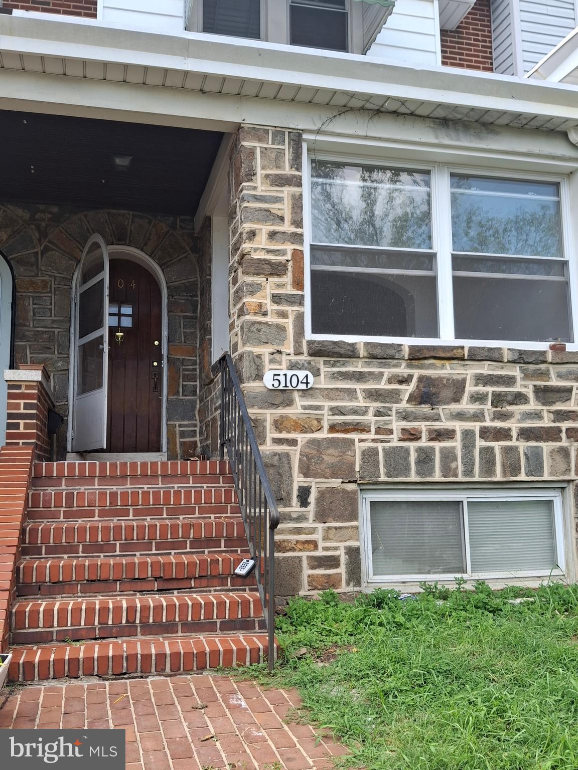 LAURAVILLE HISTORIC DISTRICT - Residential