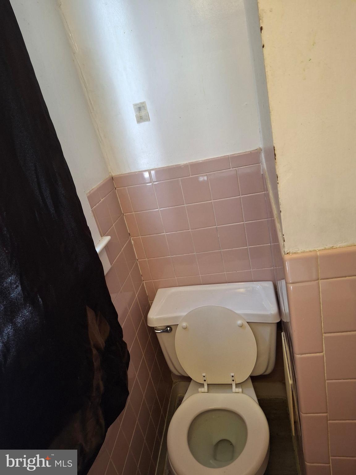 LAURAVILLE HISTORIC DISTRICT - Residential