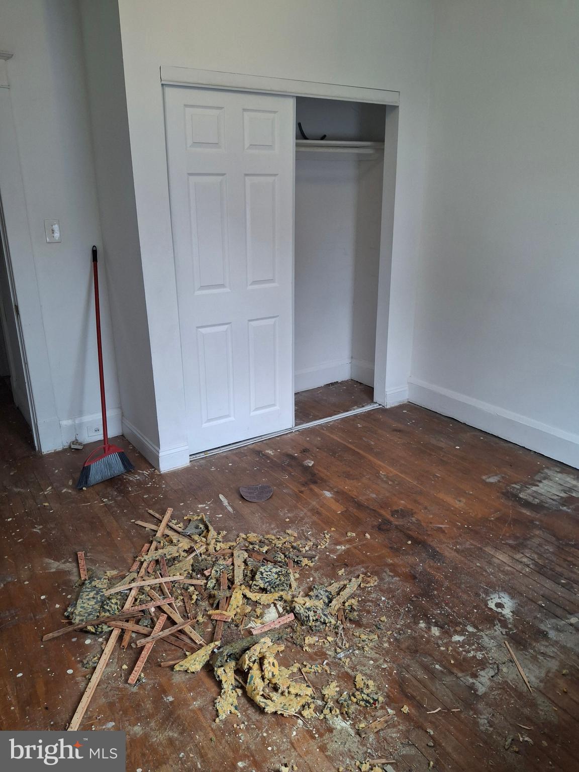 LAURAVILLE HISTORIC DISTRICT - Residential