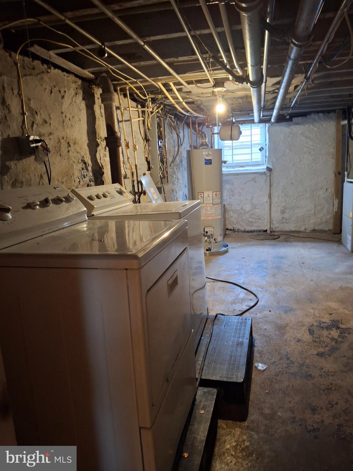 LAURAVILLE HISTORIC DISTRICT - Residential