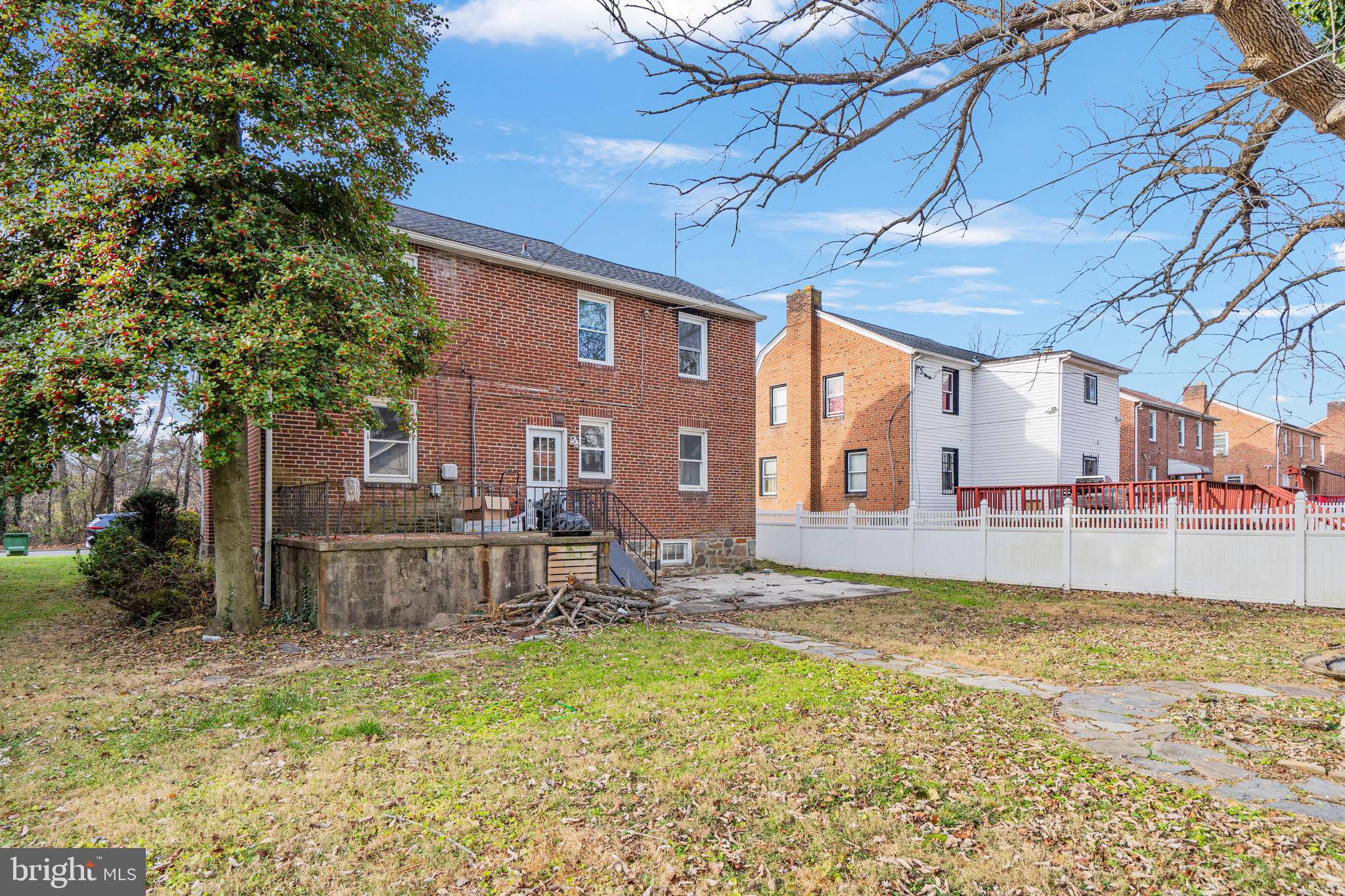 CHRISTOPHER - Residential