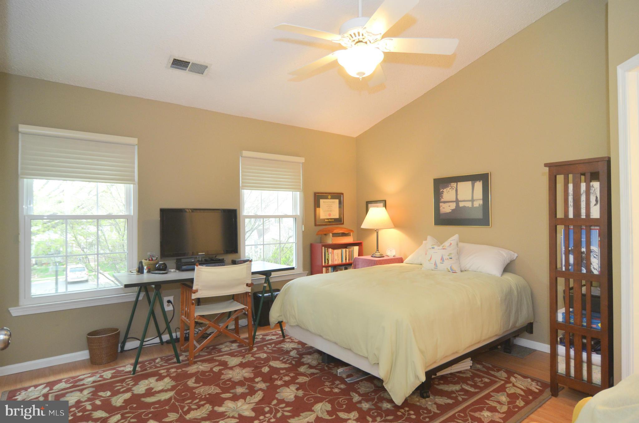 PINECREST - Residential