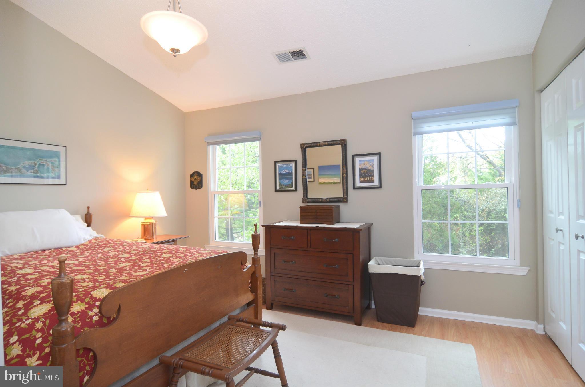 PINECREST - Residential