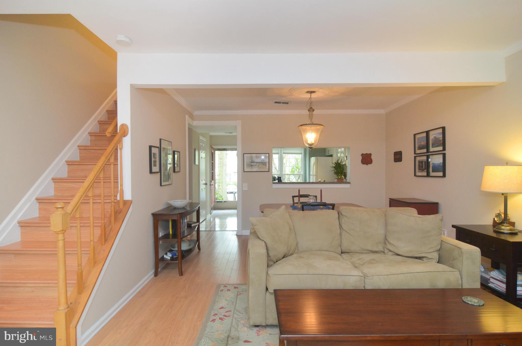 PINECREST - Residential