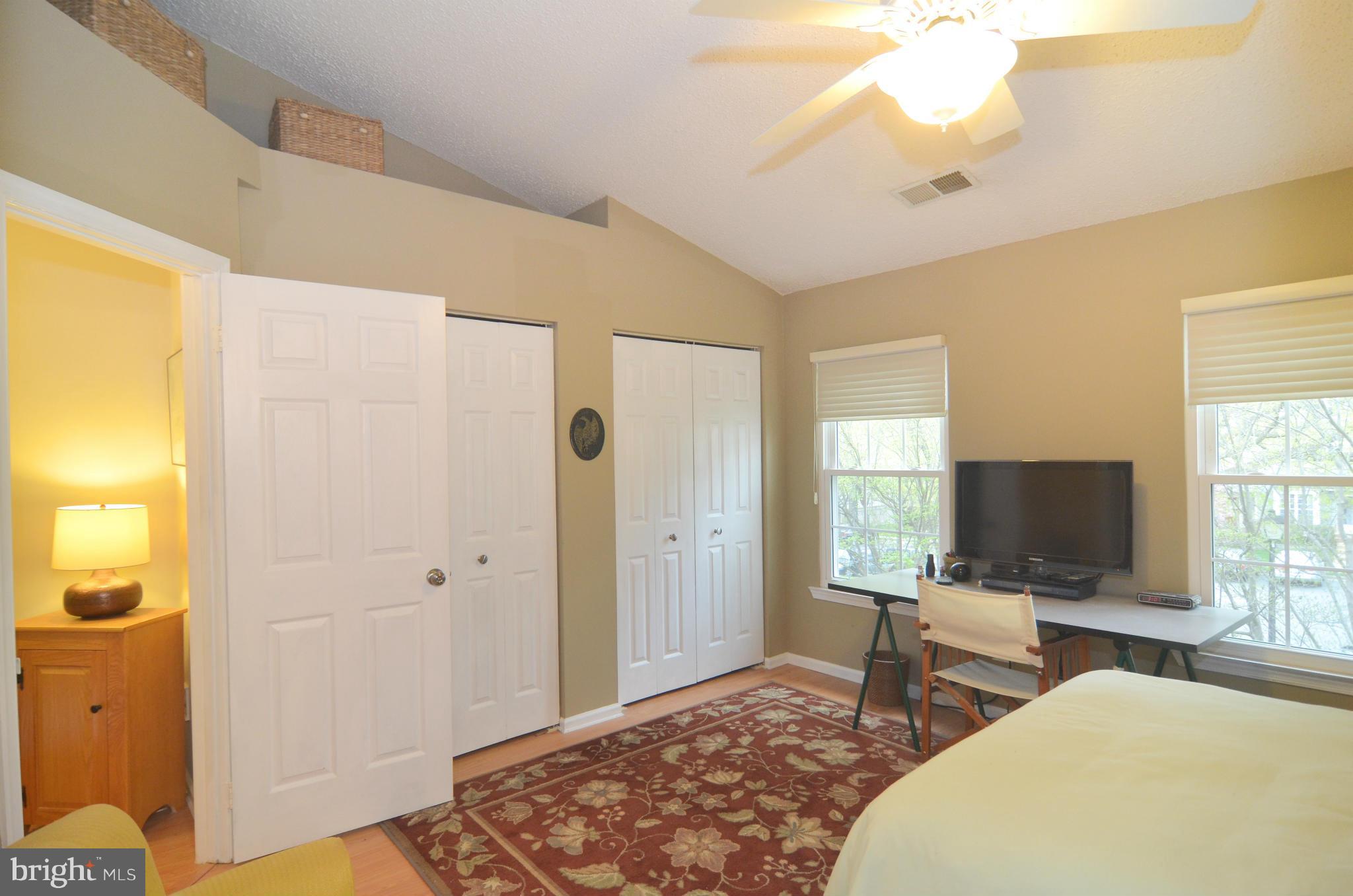 PINECREST - Residential